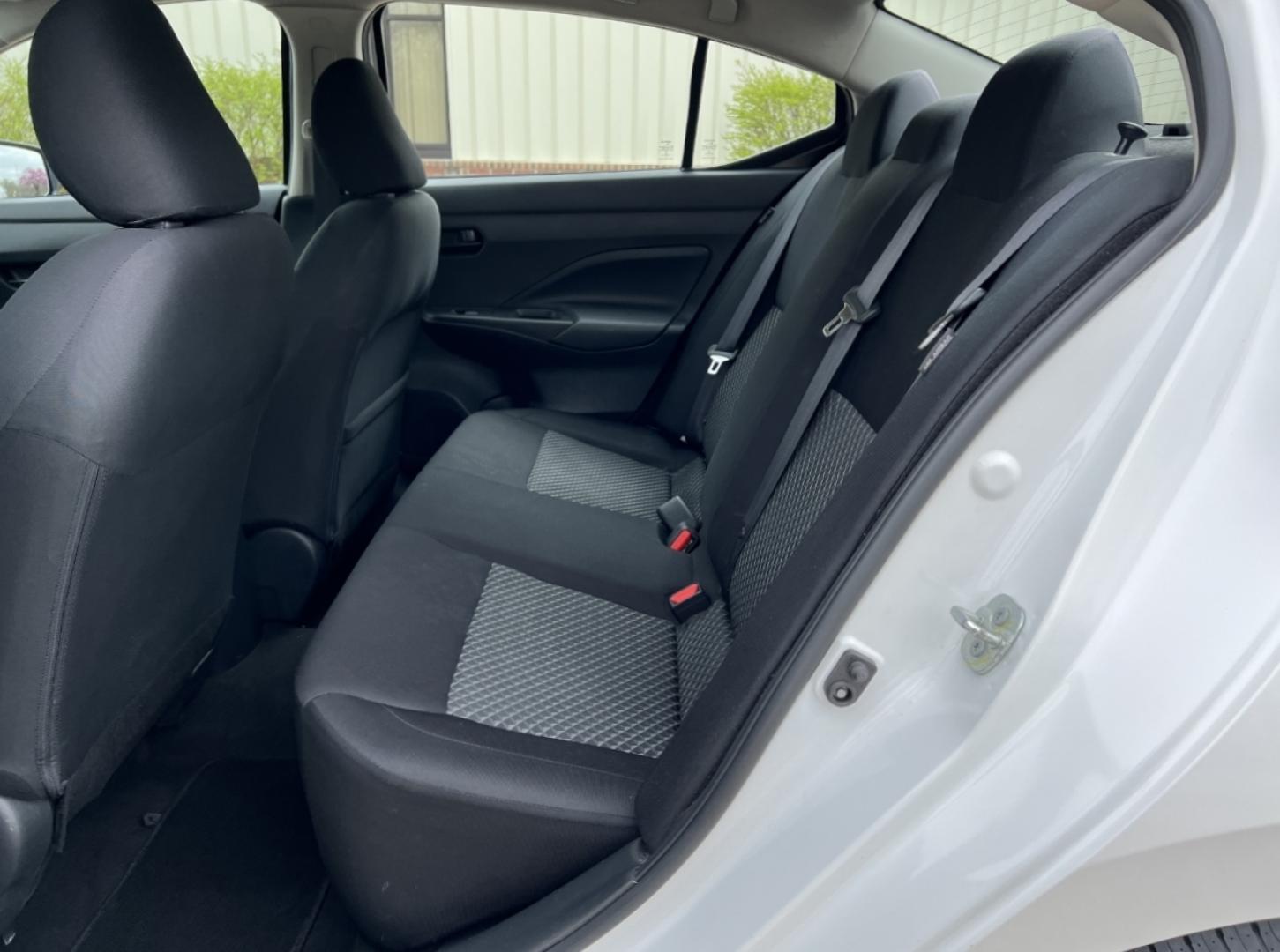 2021 WHITE /Black Cloth NISSAN VERSA S (3N1CN8DV6ML) with an 1.6L 4 Cyl. engine, Continuously Variable transmission, located at 506 S. Kingshighway, Cape Girardeau, MO, 63703, 37.294994, -89.556206 - 2021 Nissan Versa S 1-Owner 82xxx miles Front Wheel Drive 1.6L 4 Cyl. Automatic Backup Camera Bluetooth Cruise Power Windows/Locks/Mirrors We have financing available and we accept trades! Fill out a credit application on our website or come by today! If you have any questions, give us a - Photo#14
