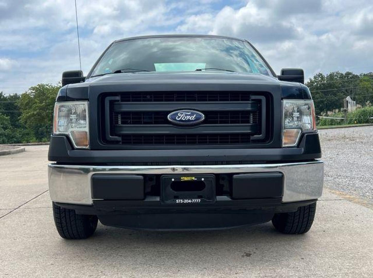 2013 BLACK /Gray Cloth FORD F150 XL (1FTEX1CM4DF) with an 3.7L V6 engine, Automatic transmission, located at 2990 Old Orchard Rd., Jackson, MO, 63755, 37.354214, -89.612106 - 2013 Ford F-150 XL 1-Owner 167xxx miles Rear Wheel Drive 3.7L V6 Automatic Bluetooth Cruise Power Windows/Locks/Mirrors We have financing available and we accept trades! Fill out a credit application on our website or come by today! If you have any questions, give us a call at (573) 204-77 - Photo#7