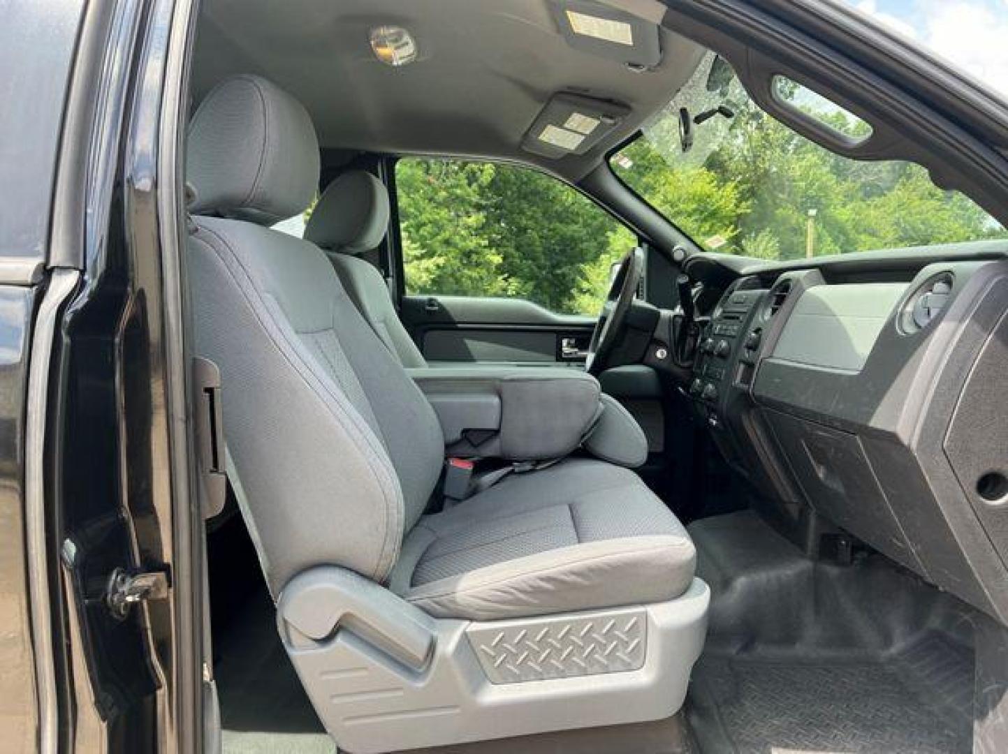2013 BLACK /Gray Cloth FORD F150 XL (1FTEX1CM4DF) with an 3.7L V6 engine, Automatic transmission, located at 2990 Old Orchard Rd., Jackson, MO, 63755, 37.354214, -89.612106 - 2013 Ford F-150 XL 1-Owner 167xxx miles Rear Wheel Drive 3.7L V6 Automatic Bluetooth Cruise Power Windows/Locks/Mirrors We have financing available and we accept trades! Fill out a credit application on our website or come by today! If you have any questions, give us a call at (573) 204-77 - Photo#13
