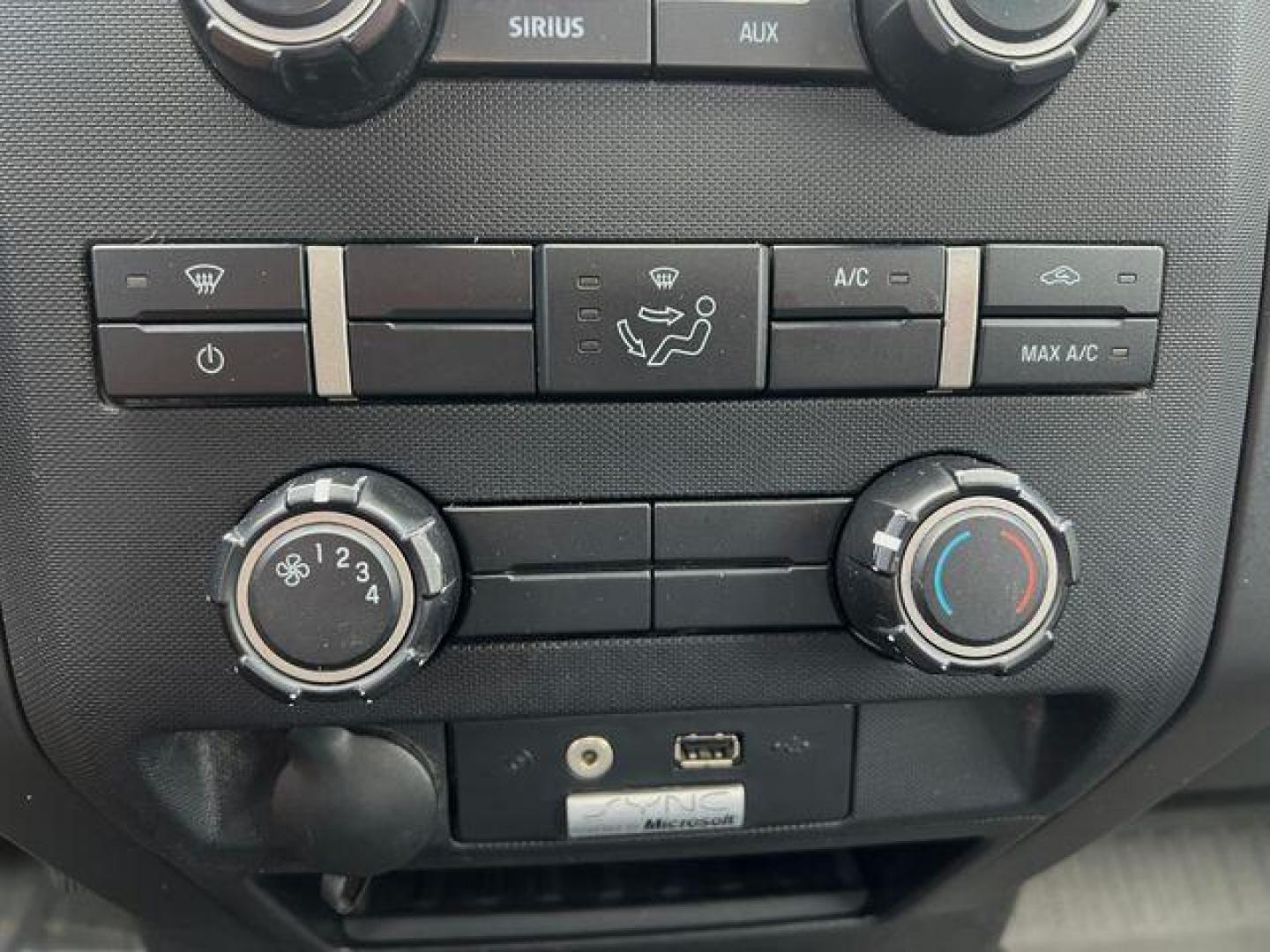 2013 BLACK /Gray Cloth FORD F150 XL (1FTEX1CM4DF) with an 3.7L V6 engine, Automatic transmission, located at 2990 Old Orchard Rd., Jackson, MO, 63755, 37.354214, -89.612106 - 2013 Ford F-150 XL 1-Owner 167xxx miles Rear Wheel Drive 3.7L V6 Automatic Bluetooth Cruise Power Windows/Locks/Mirrors We have financing available and we accept trades! Fill out a credit application on our website or come by today! If you have any questions, give us a call at (573) 204-77 - Photo#25