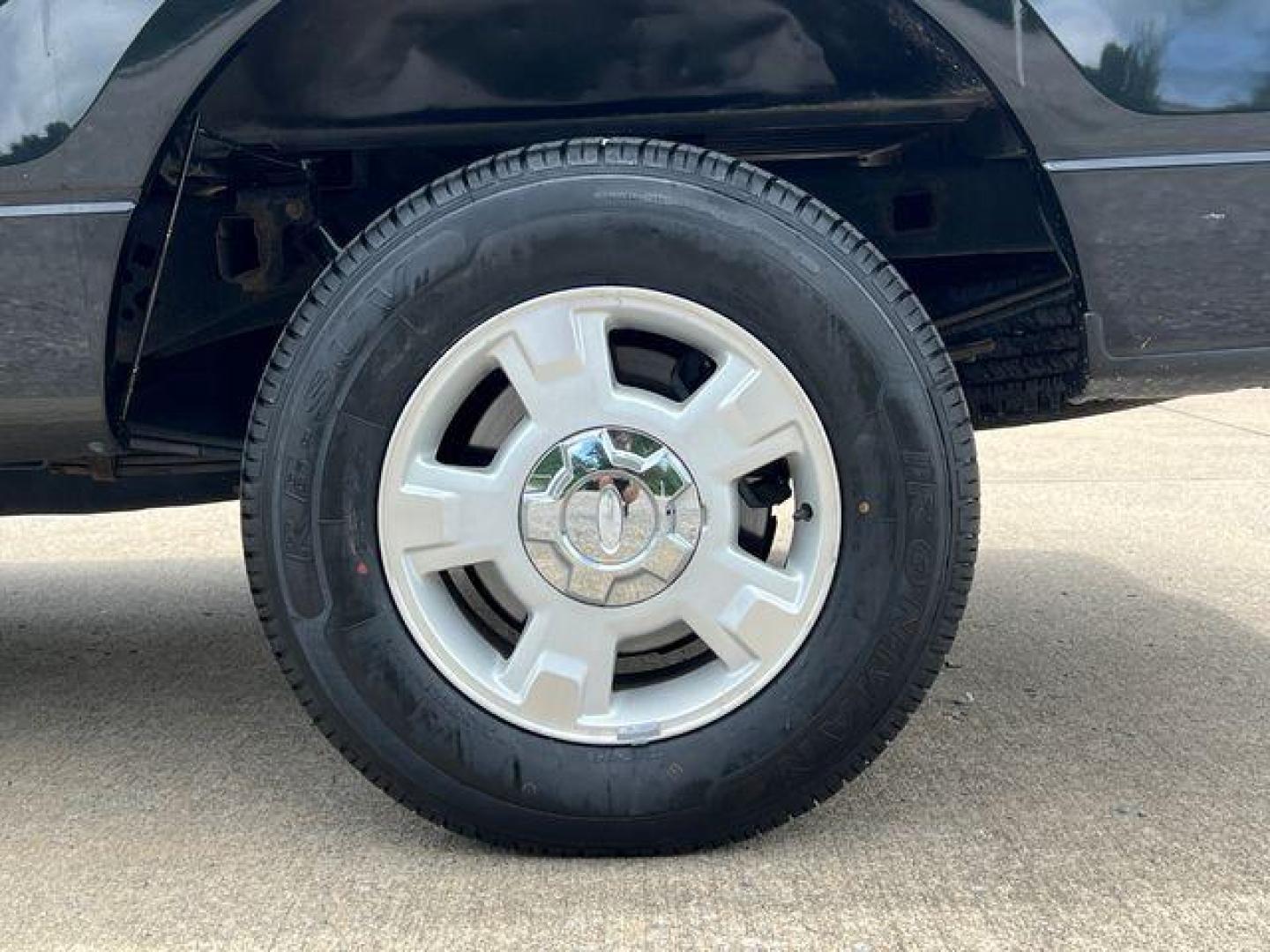2013 BLACK /Gray Cloth FORD F150 XL (1FTEX1CM4DF) with an 3.7L V6 engine, Automatic transmission, located at 2990 Old Orchard Rd., Jackson, MO, 63755, 37.354214, -89.612106 - 2013 Ford F-150 XL 1-Owner 167xxx miles Rear Wheel Drive 3.7L V6 Automatic Bluetooth Cruise Power Windows/Locks/Mirrors We have financing available and we accept trades! Fill out a credit application on our website or come by today! If you have any questions, give us a call at (573) 204-77 - Photo#33