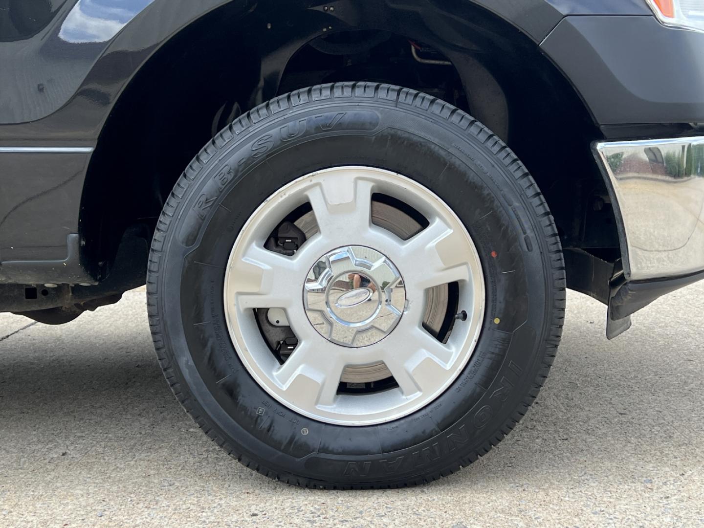2013 BLACK /Gray Cloth FORD F150 XL (1FTEX1CM4DF) with an 3.7L V6 engine, Automatic transmission, located at 506 S. Kingshighway, Cape Girardeau, MO, 63703, (573) 235-5000, 37.294994, -89.556206 - 2013 Ford F-150 XL 1-Owner 167xxx miles Rear Wheel Drive 3.7L V6 Automatic Bluetooth Cruise Power Windows/Locks/Mirrors We have financing available and we accept trades! Fill out a credit application on our website or come by today! If you have any questions, give us a call at (573) 235-50 - Photo#33