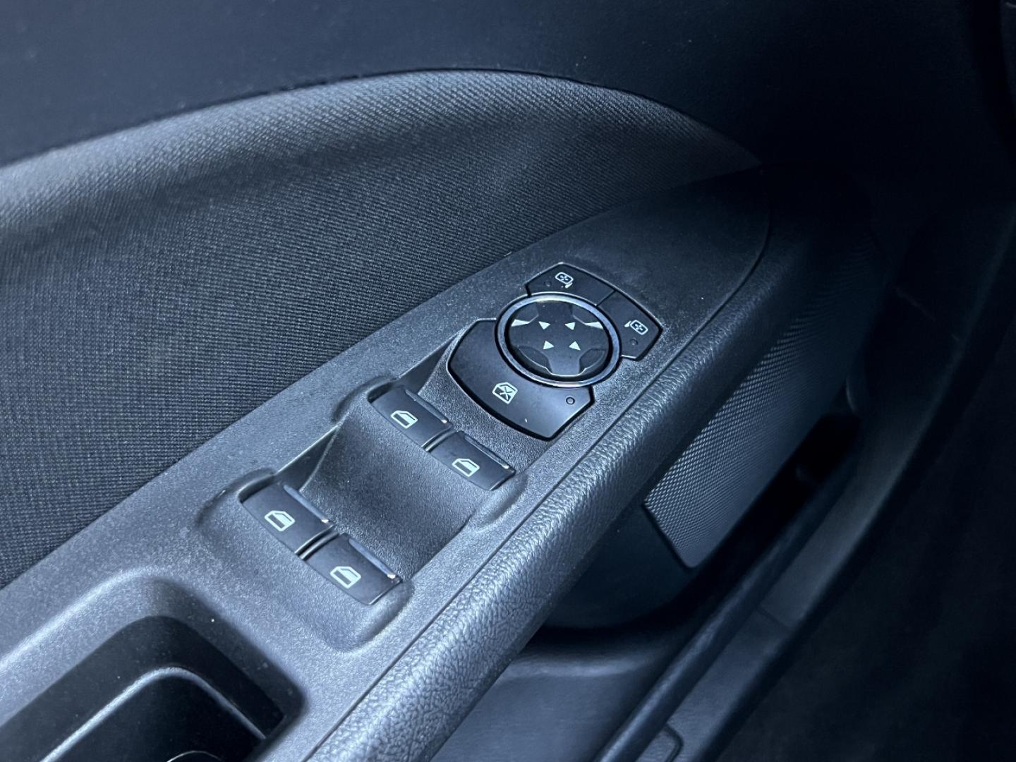 2020 BLACK /Black Cloth FORD FUSION SE (3FA6P0HD4LR) with an 1.5L 4 Cyl. engine, Automatic transmission, located at 2990 Old Orchard Rd., Jackson, MO, 63755, 37.354214, -89.612106 - 2020 Ford Fusion SE 114xxx miles Front Wheel Drive 1.5L 4 Cyl. Automatic New Tires Power Driver Seat Backup Camera Sunroof Bluetooth Cruise Power Windows/Locks/Mirrors We have financing available and we accept trades! Fill out a credit application on our website or come by today! If you - Photo#28