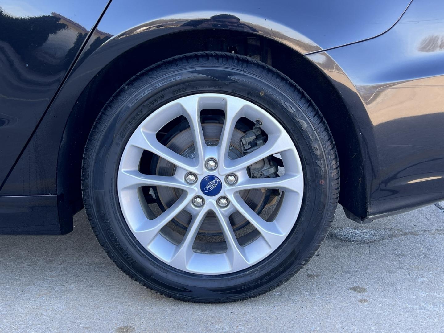 2020 BLACK /Black Cloth FORD FUSION SE (3FA6P0HD4LR) with an 1.5L 4 Cyl. engine, Automatic transmission, located at 2990 Old Orchard Rd., Jackson, MO, 63755, 37.354214, -89.612106 - 2020 Ford Fusion SE 114xxx miles Front Wheel Drive 1.5L 4 Cyl. Automatic New Tires Power Driver Seat Backup Camera Sunroof Bluetooth Cruise Power Windows/Locks/Mirrors We have financing available and we accept trades! Fill out a credit application on our website or come by today! If you - Photo#37
