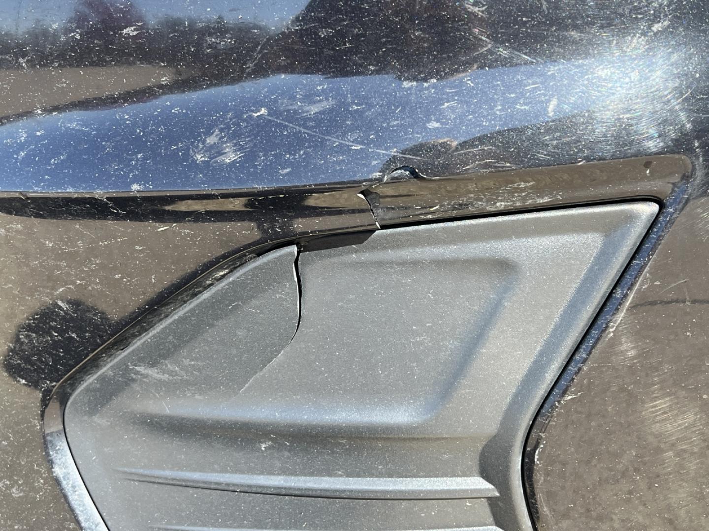 2020 BLACK /Black Cloth FORD FUSION SE (3FA6P0HD4LR) with an 1.5L 4 Cyl. engine, Automatic transmission, located at 2990 Old Orchard Rd., Jackson, MO, 63755, 37.354214, -89.612106 - 2020 Ford Fusion SE 114xxx miles Front Wheel Drive 1.5L 4 Cyl. Automatic New Tires Power Driver Seat Backup Camera Sunroof Bluetooth Cruise Power Windows/Locks/Mirrors We have financing available and we accept trades! Fill out a credit application on our website or come by today! If you - Photo#44