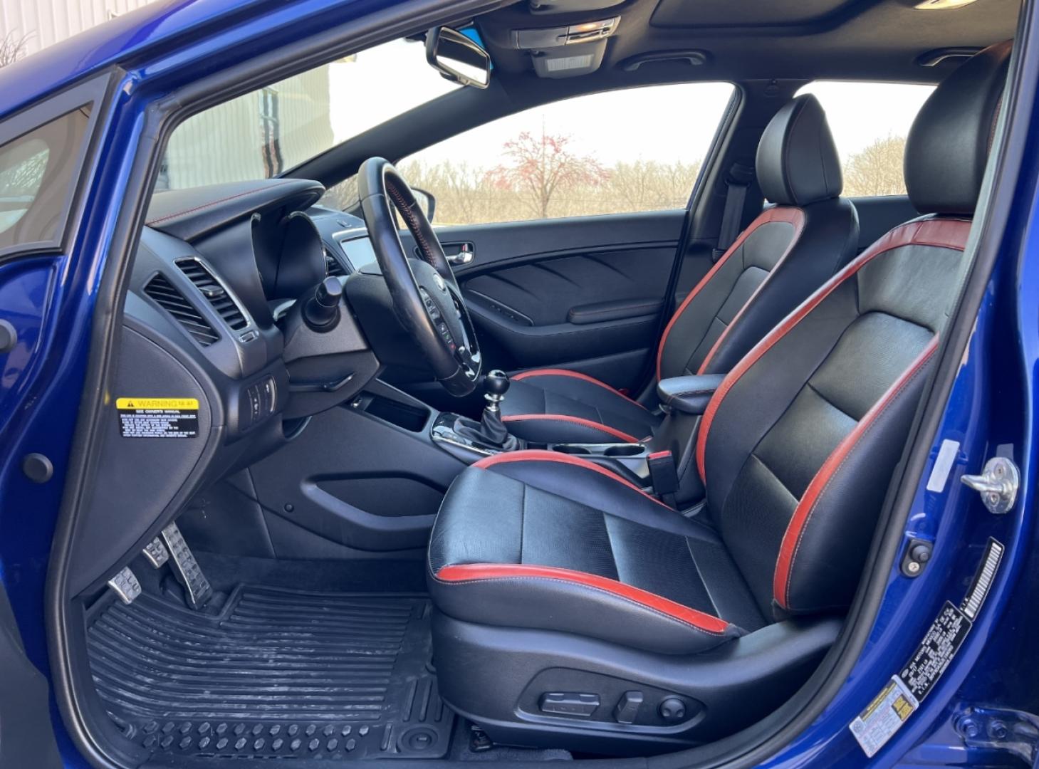 2018 BLUE /Black Leather KIA FORTE SX (3KPFN5A36JE) with an 1.6L 4 Cyl. engine, 6-Speed Manual transmission, located at 2990 Old Orchard Rd., Jackson, MO, 63755, 37.354214, -89.612106 - 2018 Kia Forte SX 1-Owner Only 59xxx miles Front Wheel Drive 1.6L 4 Cyl. 6-Speed Manual Leather Navigation Power/Heated/Cooled Seats Backup Camera Sunroof Bluetooth Cruise Power Windows/Locks/Mirrors We have financing available and we accept trades! Fill out a credit application on our - Photo#15