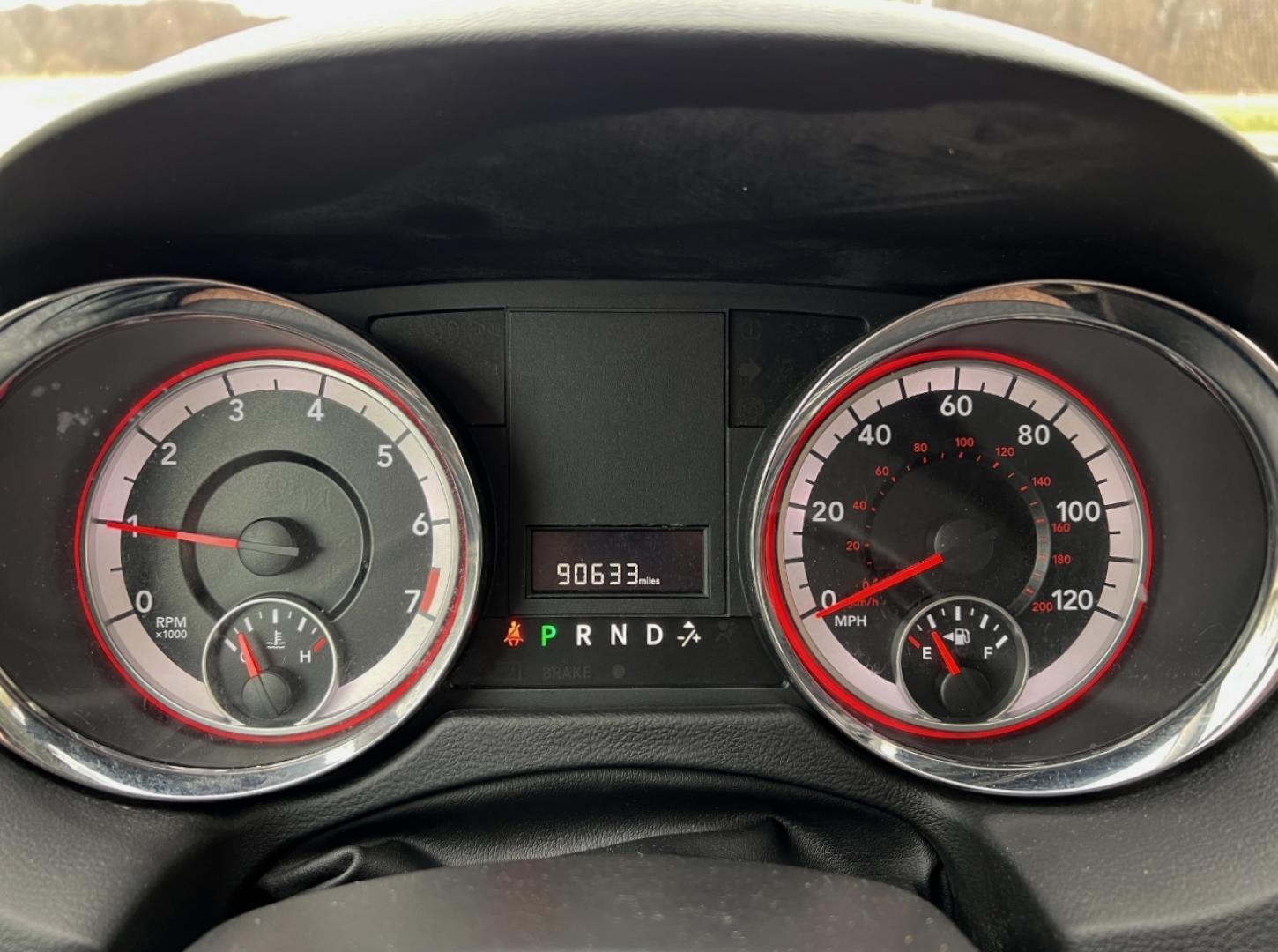 2019 WHITE /Black Cloth DODGE GRAND CARAVAN SE (2C4RDGBG0KR) with an 3.6L V6 engine, Automatic transmission, located at 506 S. Kingshighway, Cape Girardeau, MO, 63703, 37.294994, -89.556206 - 2019 Dodge Grand Caravan SE 90xxx miles Front Wheel Drive 3.6L V6 Automatic Backup Camera Stow 'N Go Bluetooth Cruise Power Windows/Locks/Mirrors We have financing available and we accept trades! Fill out a credit application on our website or come by today! If you have any questions, giv - Photo#1