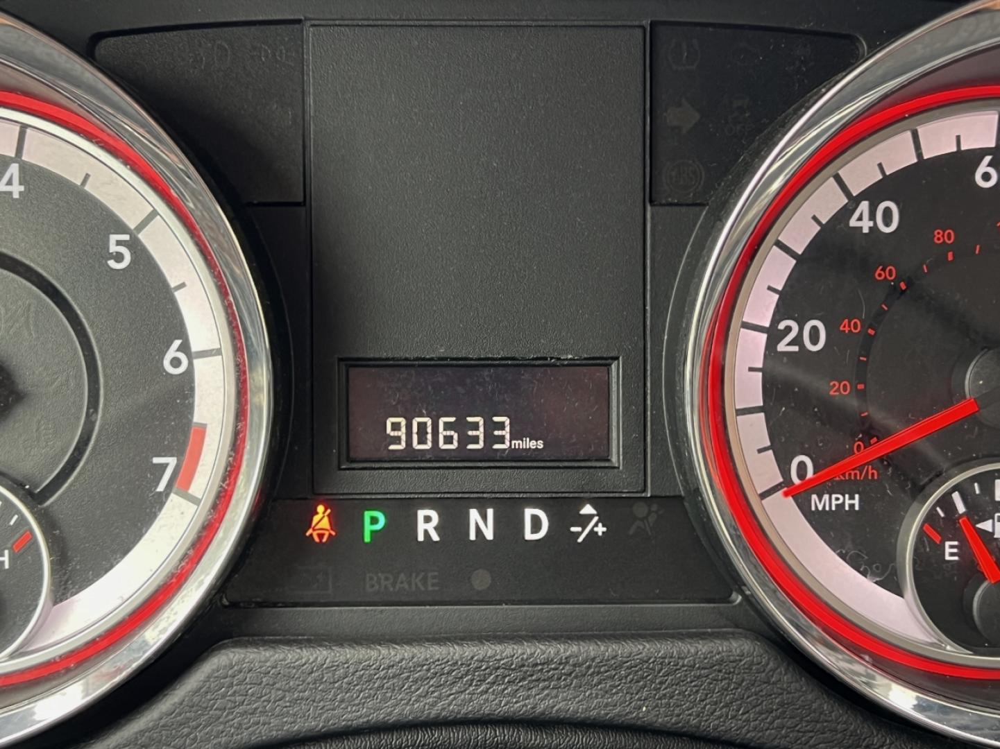 2019 WHITE /Black Cloth DODGE GRAND CARAVAN SE (2C4RDGBG0KR) with an 3.6L V6 engine, Automatic transmission, located at 506 S. Kingshighway, Cape Girardeau, MO, 63703, 37.294994, -89.556206 - 2019 Dodge Grand Caravan SE 90xxx miles Front Wheel Drive 3.6L V6 Automatic Backup Camera Stow 'N Go Bluetooth Cruise Power Windows/Locks/Mirrors We have financing available and we accept trades! Fill out a credit application on our website or come by today! If you have any questions, giv - Photo#19
