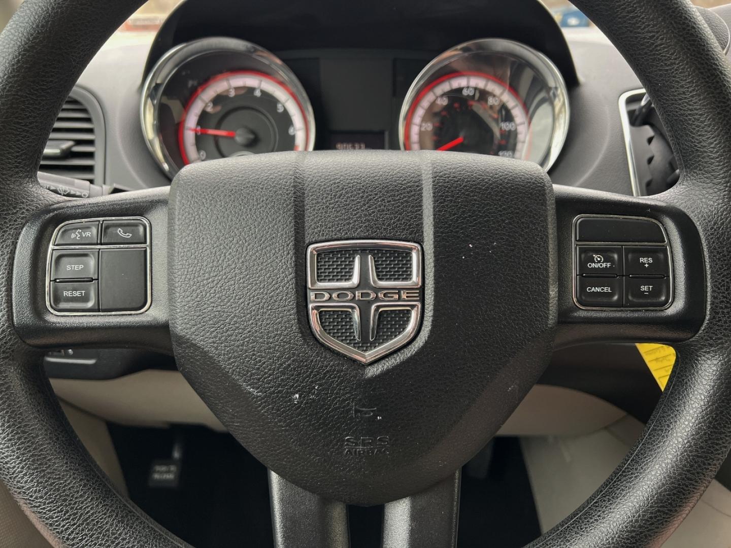 2019 WHITE /Black Cloth DODGE GRAND CARAVAN SE (2C4RDGBG0KR) with an 3.6L V6 engine, Automatic transmission, located at 506 S. Kingshighway, Cape Girardeau, MO, 63703, 37.294994, -89.556206 - 2019 Dodge Grand Caravan SE 90xxx miles Front Wheel Drive 3.6L V6 Automatic Backup Camera Stow 'N Go Bluetooth Cruise Power Windows/Locks/Mirrors We have financing available and we accept trades! Fill out a credit application on our website or come by today! If you have any questions, giv - Photo#20