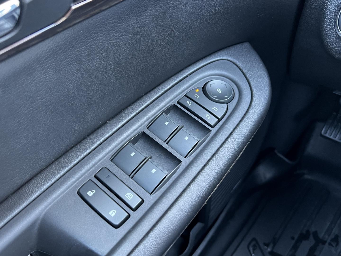2015 SILVER /Black Leather GMC ACADIA DENALI (1GKKRTKD2FJ) with an 3.6L V6 engine, Automatic transmission, located at 506 S. Kingshighway, Cape Girardeau, MO, 63703, 37.294994, -89.556206 - 2015 GMC Acadia Denali Only 97xxx miles Front Wheel Drive 3.6L V6 Automatic Leather 3rd Row Navigation Rear Entertainment Power/Heated/Cooled Seats Heated Steering Wheel Backup Camera Sunroof Bluetooth Remote Start Cruise Power Windows/Locks/Mirrors We have financing available and w - Photo#31