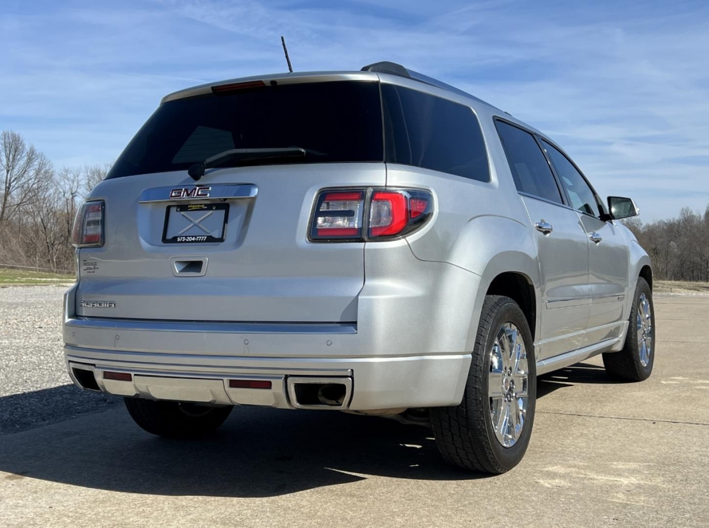 2015 SILVER /Black Leather GMC ACADIA DENALI (1GKKRTKD2FJ) with an 3.6L V6 engine, Automatic transmission, located at 506 S. Kingshighway, Cape Girardeau, MO, 63703, 37.294994, -89.556206 - 2015 GMC Acadia Denali Only 97xxx miles Front Wheel Drive 3.6L V6 Automatic Leather 3rd Row Navigation Rear Entertainment Power/Heated/Cooled Seats Heated Steering Wheel Backup Camera Sunroof Bluetooth Remote Start Cruise Power Windows/Locks/Mirrors We have financing available and w - Photo#12