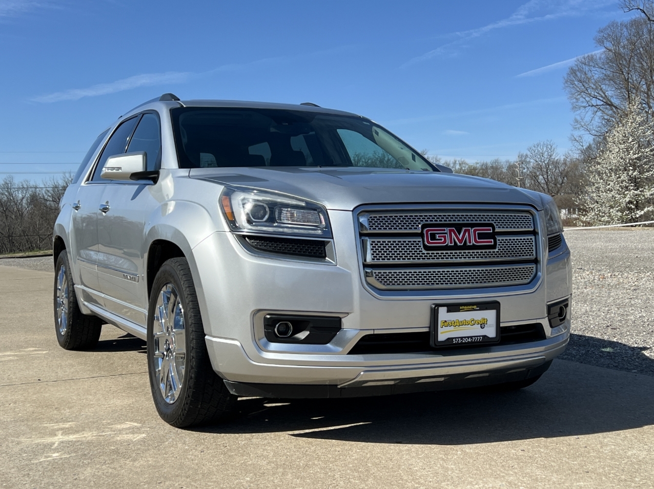 photo of 2015 GMC Acadia Denali