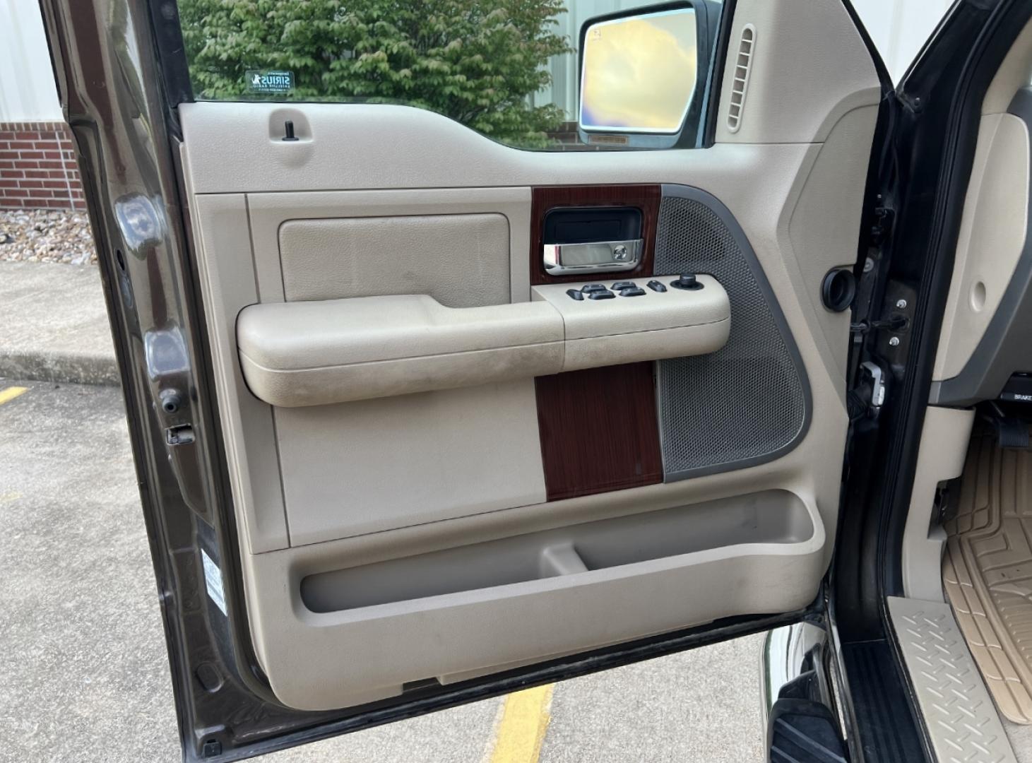 2008 BROWN /Tan Leather FORD F150 LARIAT (1FTPW14V38F) with an 5.4L V8 engine, Automatic transmission, located at 2990 Old Orchard Rd., Jackson, MO, 63755, 37.354214, -89.612106 - 2008 Ford F-150 Lariat 189xxx miles 4x4 5.4L V8 Automatic Leather Backup Camera Power/Heated Seats Cruise Power Windows/Locks/Mirrors We have financing available and we accept trades! Fill out a credit application on our website or come by today! If you have any questions, give us a call - Photo#12