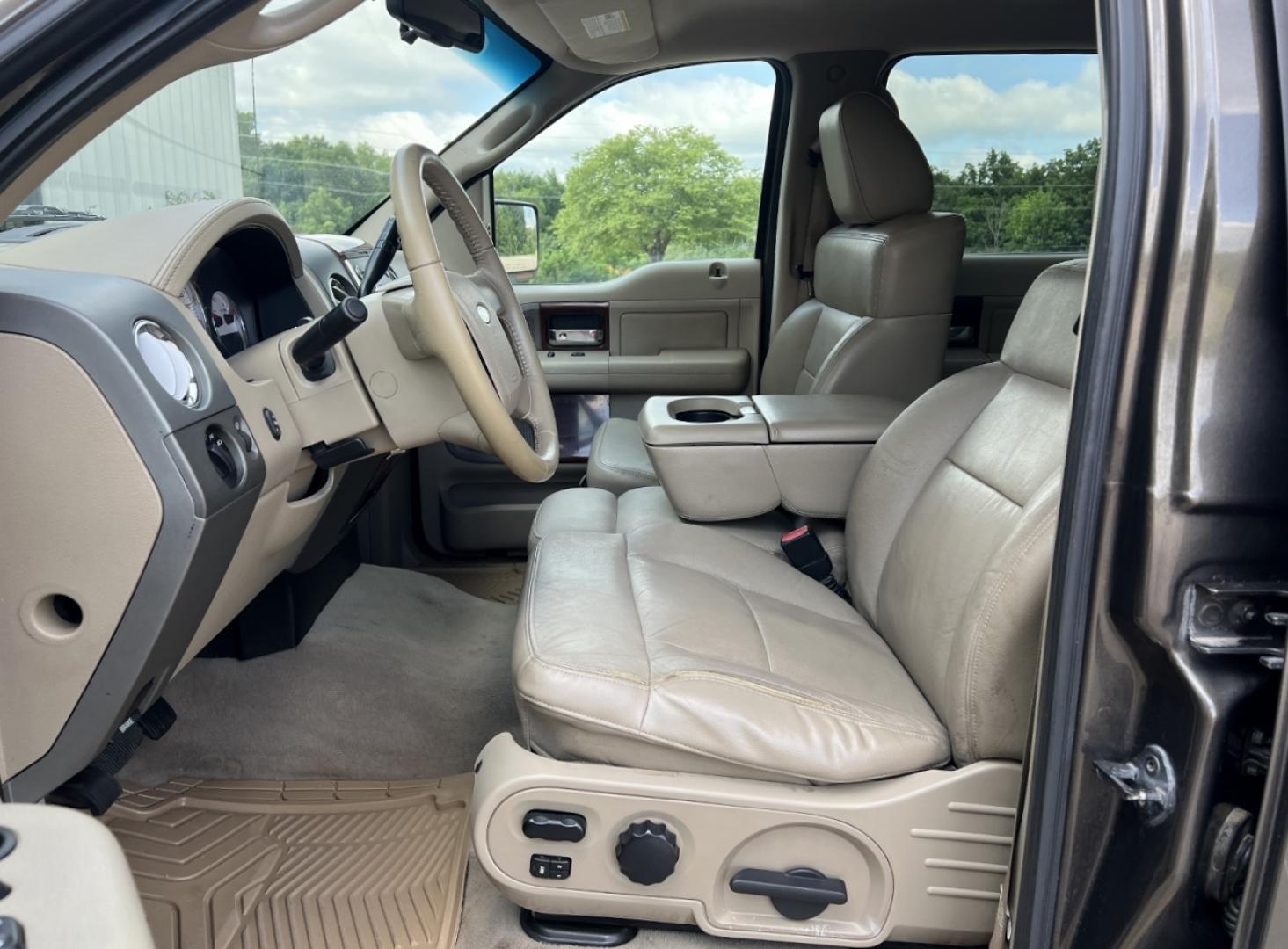 2008 BROWN /Tan Leather FORD F150 LARIAT (1FTPW14V38F) with an 5.4L V8 engine, Automatic transmission, located at 2990 Old Orchard Rd., Jackson, MO, 63755, 37.354214, -89.612106 - 2008 Ford F-150 Lariat 189xxx miles 4x4 5.4L V8 Automatic Leather Backup Camera Power/Heated Seats Cruise Power Windows/Locks/Mirrors We have financing available and we accept trades! Fill out a credit application on our website or come by today! If you have any questions, give us a call - Photo#13