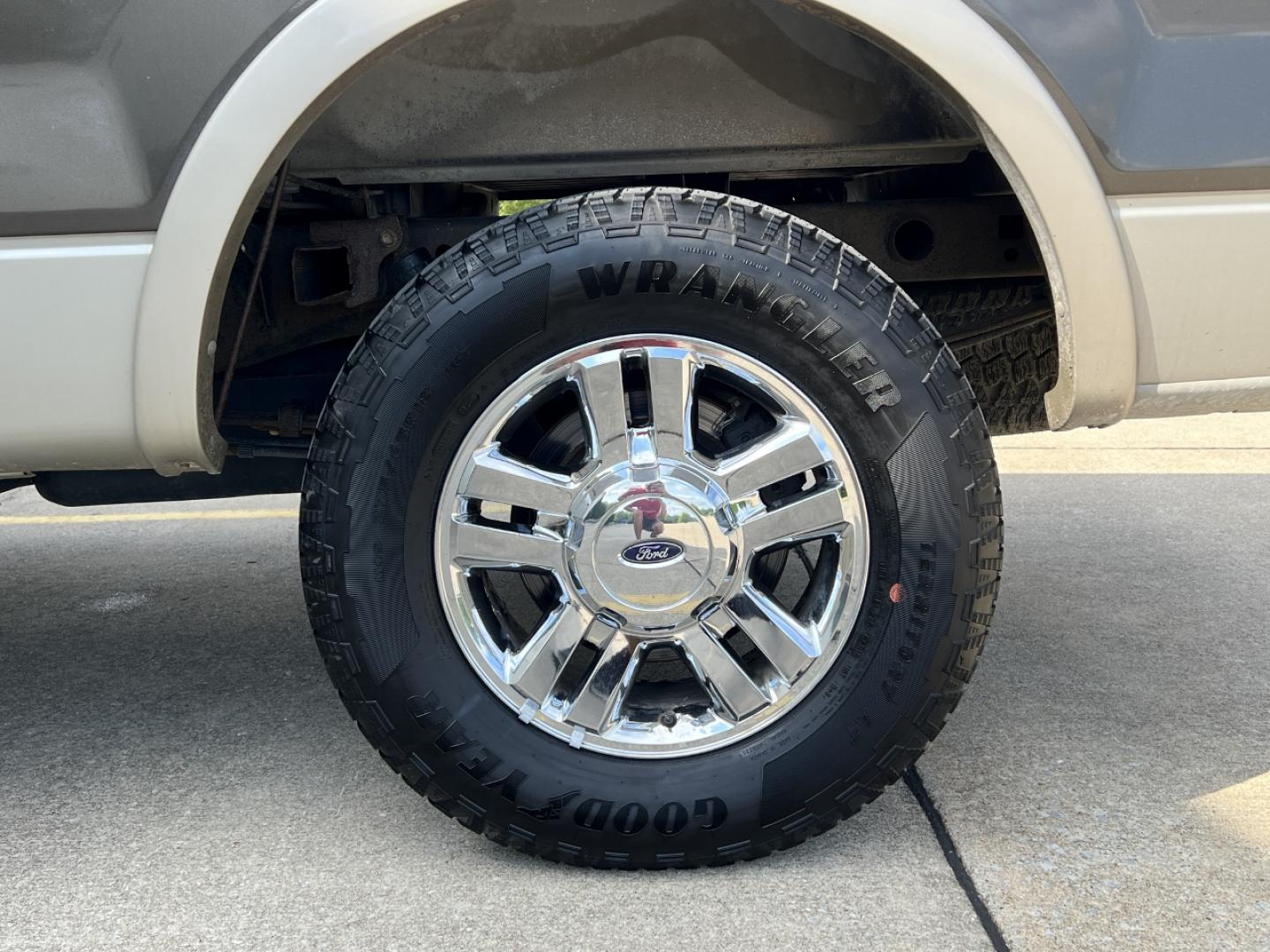2008 BROWN /Tan Leather FORD F150 LARIAT (1FTPW14V38F) with an 5.4L V8 engine, Automatic transmission, located at 2990 Old Orchard Rd., Jackson, MO, 63755, 37.354214, -89.612106 - 2008 Ford F-150 Lariat 189xxx miles 4x4 5.4L V8 Automatic Leather Backup Camera Power/Heated Seats Cruise Power Windows/Locks/Mirrors We have financing available and we accept trades! Fill out a credit application on our website or come by today! If you have any questions, give us a call - Photo#34