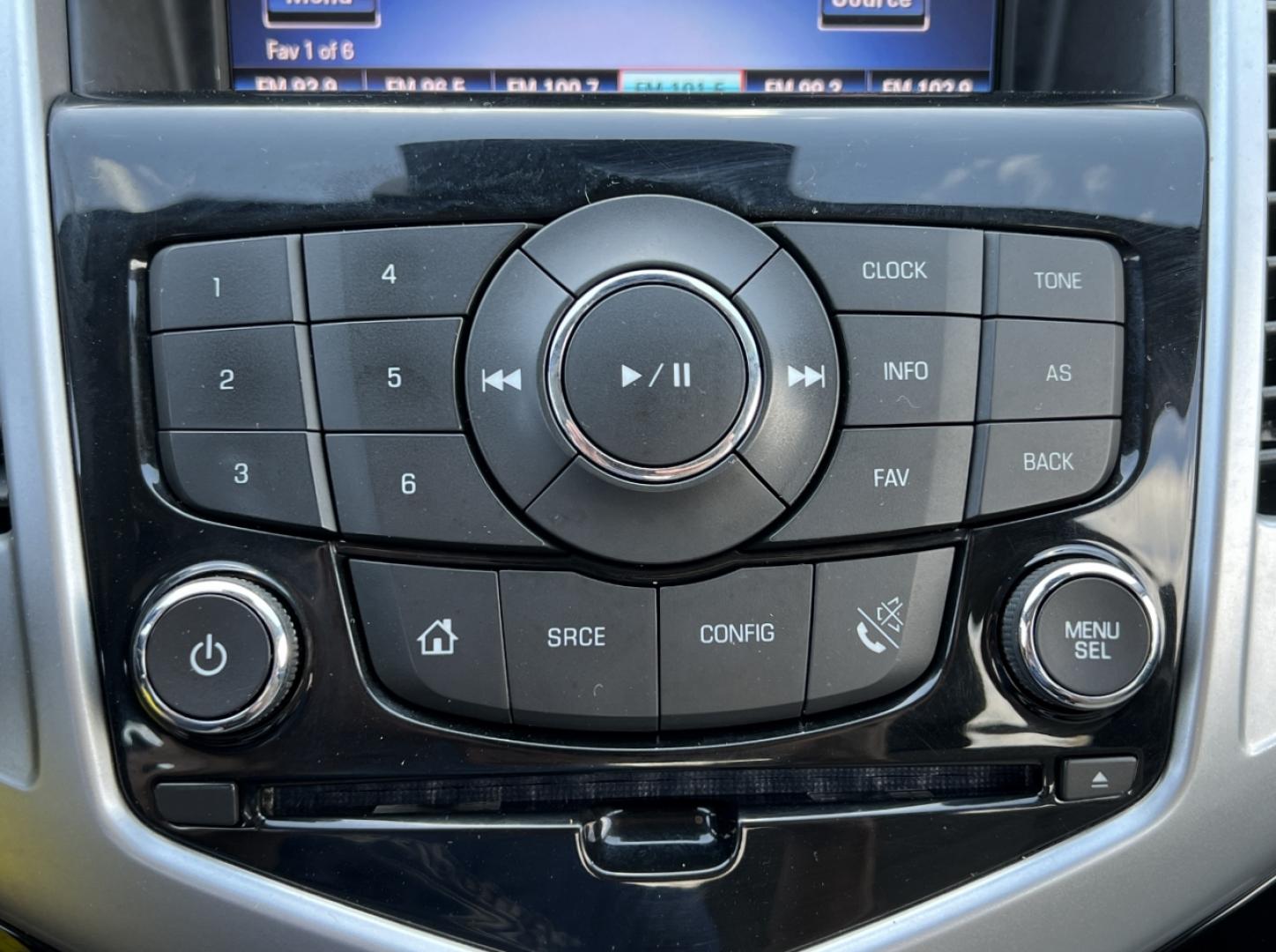 2015 BLUE /Gray Cloth CHEVROLET CRUZE LT (1G1PC5SB5F7) with an 1.4L 4 Cyl. engine, Automatic transmission, located at 506 S. Kingshighway, Cape Girardeau, MO, 63703, 37.294994, -89.556206 - 2015 Chevrolet Cruze LT Only 77xxx miles Front Wheel Drive 1.4L 4 Cyl. Automatic Power Driver Seat Backup Camera Bluetooth Remote Start Cruise Power Windows/Locks/Mirrors We have financing available and we accept trades! Fill out a credit application on our website or come by today! If y - Photo#24