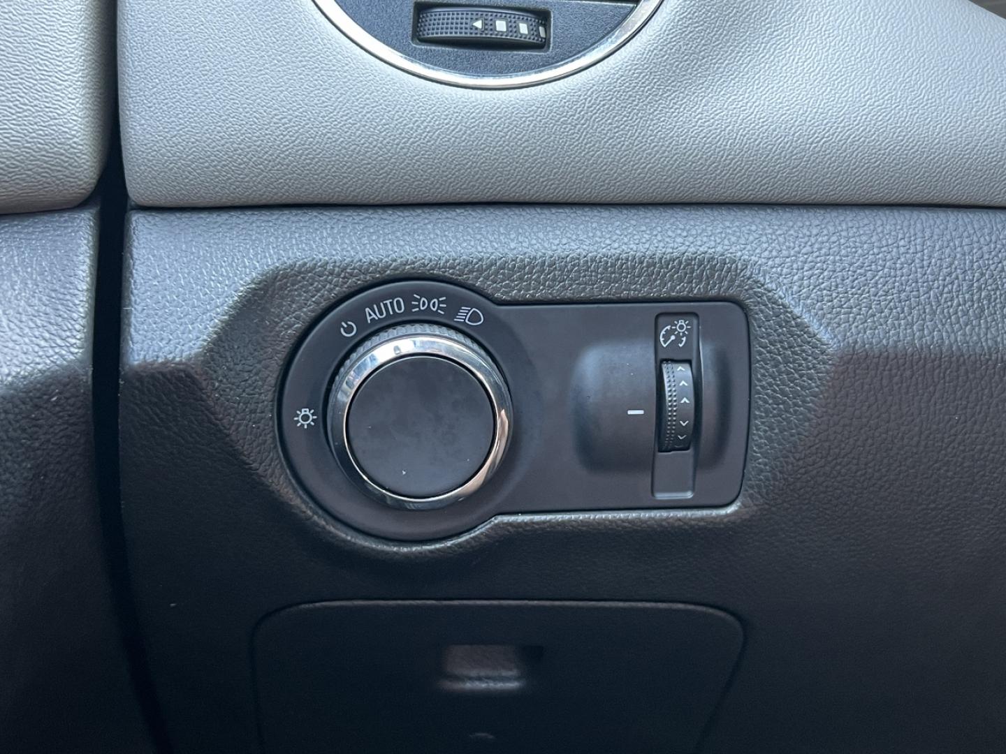 2015 BLUE /Gray Cloth CHEVROLET CRUZE LT (1G1PC5SB5F7) with an 1.4L 4 Cyl. engine, Automatic transmission, located at 506 S. Kingshighway, Cape Girardeau, MO, 63703, 37.294994, -89.556206 - 2015 Chevrolet Cruze LT Only 77xxx miles Front Wheel Drive 1.4L 4 Cyl. Automatic Power Driver Seat Backup Camera Bluetooth Remote Start Cruise Power Windows/Locks/Mirrors We have financing available and we accept trades! Fill out a credit application on our website or come by today! If y - Photo#28