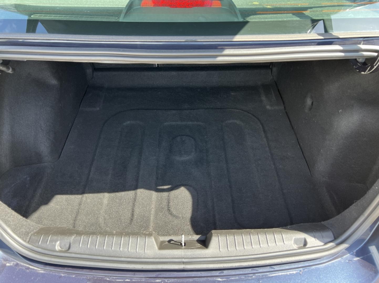 2015 BLUE /Gray Cloth CHEVROLET CRUZE LT (1G1PC5SB5F7) with an 1.4L 4 Cyl. engine, Automatic transmission, located at 506 S. Kingshighway, Cape Girardeau, MO, 63703, 37.294994, -89.556206 - 2015 Chevrolet Cruze LT Only 77xxx miles Front Wheel Drive 1.4L 4 Cyl. Automatic Power Driver Seat Backup Camera Bluetooth Remote Start Cruise Power Windows/Locks/Mirrors We have financing available and we accept trades! Fill out a credit application on our website or come by today! If y - Photo#19