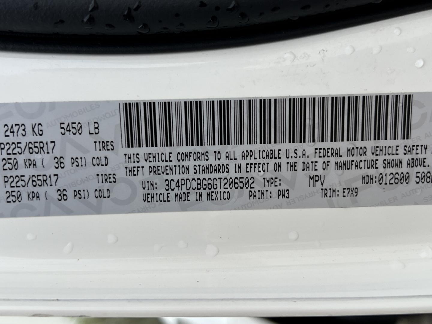 2016 WHITE /Black Cloth DODGE JOURNEY SXT (3C4PDCBG6GT) with an 3.6L V6 engine, Automatic transmission, located at 506 S. Kingshighway, Cape Girardeau, MO, 63703, 37.294994, -89.556206 - 2016 Dodge Journey SXT 110xxx miles Front Wheel Drive 3.6L V6 Automatic 3rd Row Power Driver Seat Cruise Power Windows/Locks/Mirrors We have financing available and we accept trades! Fill out a credit application on our website or come by today! If you have any questions, give us a call at - Photo#48