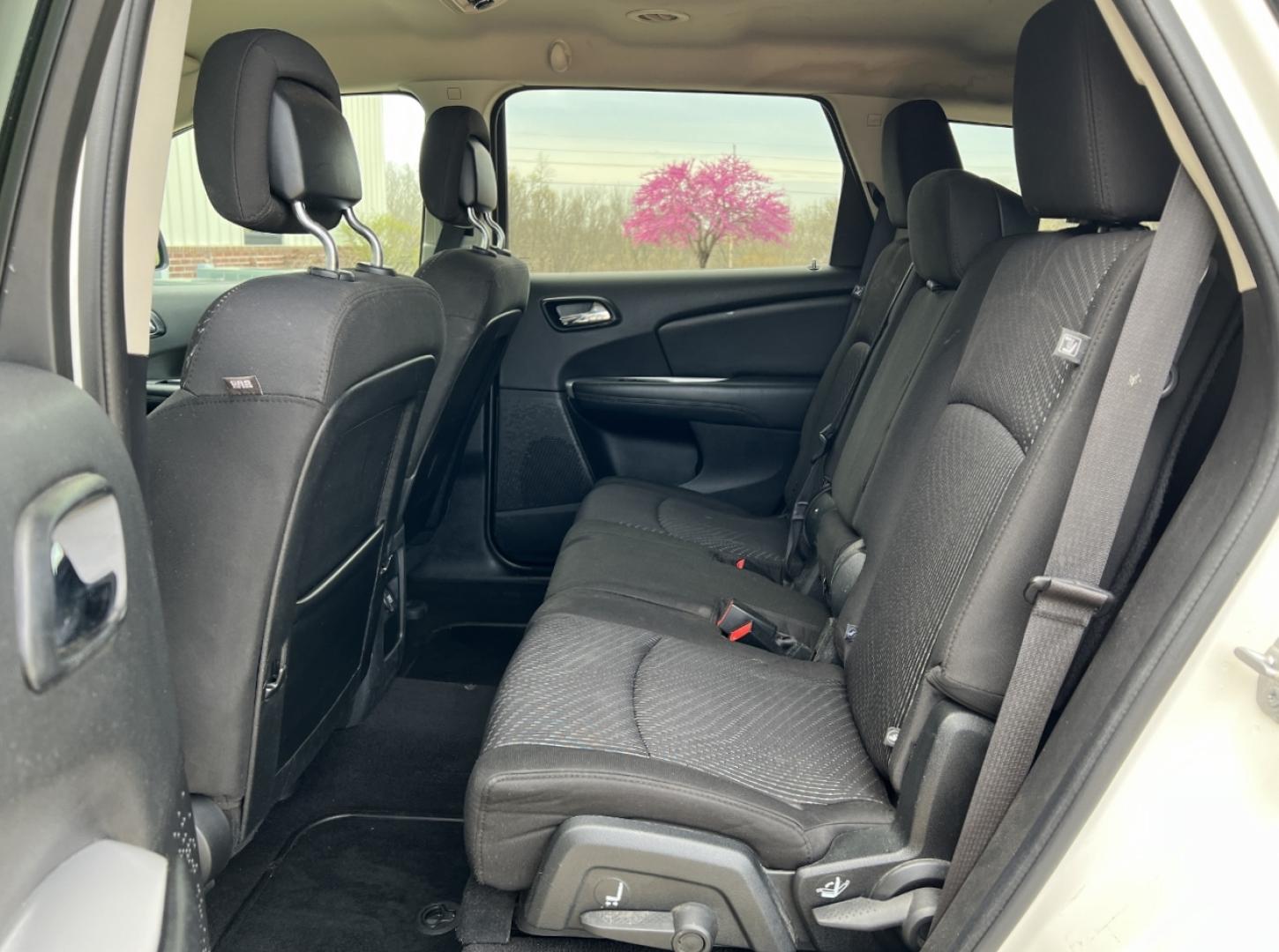 2016 WHITE /Black Cloth DODGE JOURNEY SXT (3C4PDCBG6GT) with an 3.6L V6 engine, Automatic transmission, located at 506 S. Kingshighway, Cape Girardeau, MO, 63703, 37.294994, -89.556206 - 2016 Dodge Journey SXT 110xxx miles Front Wheel Drive 3.6L V6 Automatic 3rd Row Power Driver Seat Cruise Power Windows/Locks/Mirrors We have financing available and we accept trades! Fill out a credit application on our website or come by today! If you have any questions, give us a call at - Photo#14