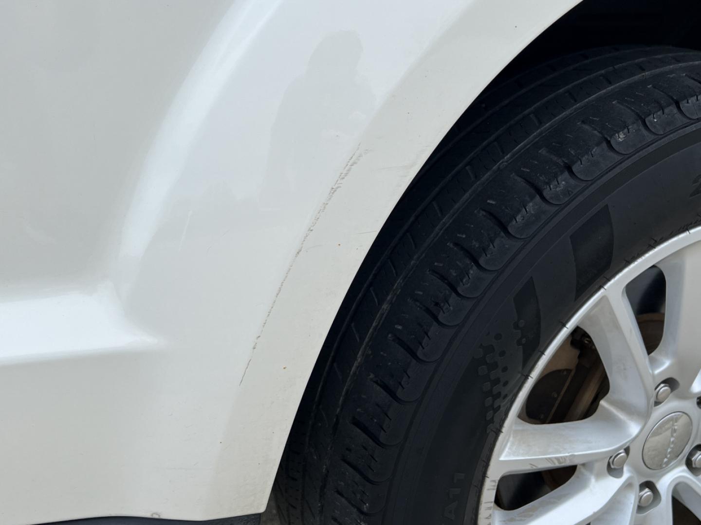 2016 WHITE /Black Cloth DODGE JOURNEY SXT (3C4PDCBG6GT) with an 3.6L V6 engine, Automatic transmission, located at 506 S. Kingshighway, Cape Girardeau, MO, 63703, 37.294994, -89.556206 - 2016 Dodge Journey SXT 110xxx miles Front Wheel Drive 3.6L V6 Automatic 3rd Row Power Driver Seat Cruise Power Windows/Locks/Mirrors We have financing available and we accept trades! Fill out a credit application on our website or come by today! If you have any questions, give us a call at - Photo#41