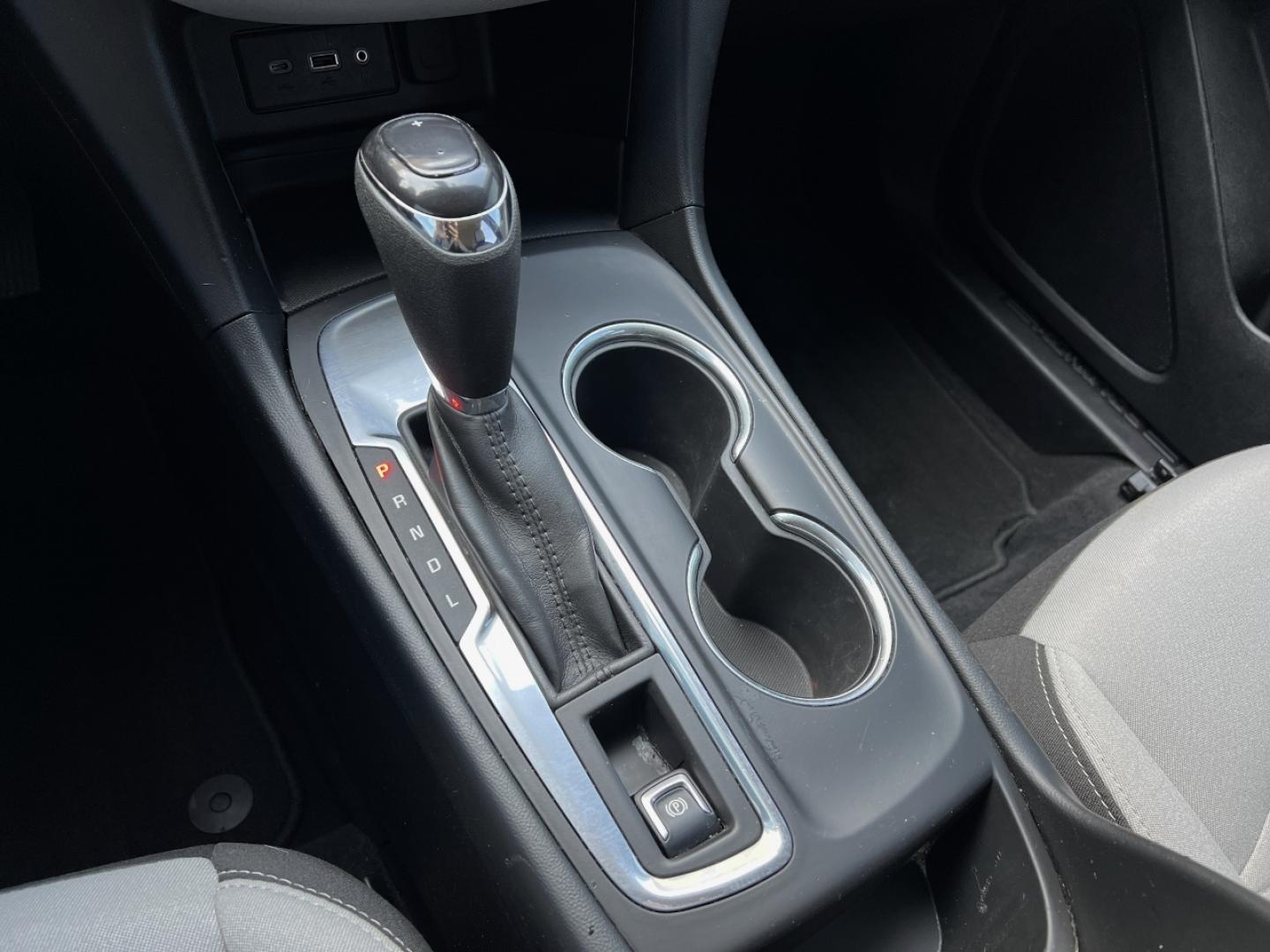 2019 GRAY /Black/Gray Cloth CHEVROLET EQUINOX LS (2GNAXHEV8K6) with an 1.5L 4 Cyl. engine, Automatic transmission, located at 506 S. Kingshighway, Cape Girardeau, MO, 63703, 37.294994, -89.556206 - 2019 Chevrolet Equinox LS 110xxx miles Front Wheel Drive 1.5L 4 Cyl. Automatic Power Driver Seat Backup Camera Bluetooth Remote Start Cruise Power Windows/Locks/Mirrors We have financing available and we accept trades! Fill out a credit application on our website or come by today! If you - Photo#22