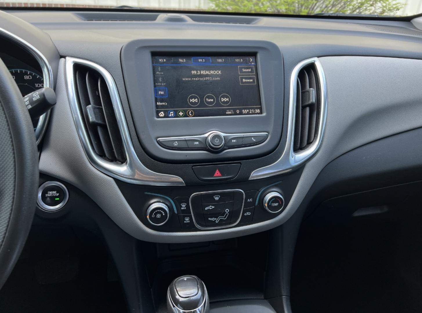2019 GRAY /Black/Gray Cloth CHEVROLET EQUINOX LS (2GNAXHEV8K6) with an 1.5L 4 Cyl. engine, Automatic transmission, located at 506 S. Kingshighway, Cape Girardeau, MO, 63703, 37.294994, -89.556206 - 2019 Chevrolet Equinox LS 110xxx miles Front Wheel Drive 1.5L 4 Cyl. Automatic Power Driver Seat Backup Camera Bluetooth Remote Start Cruise Power Windows/Locks/Mirrors We have financing available and we accept trades! Fill out a credit application on our website or come by today! If you - Photo#23