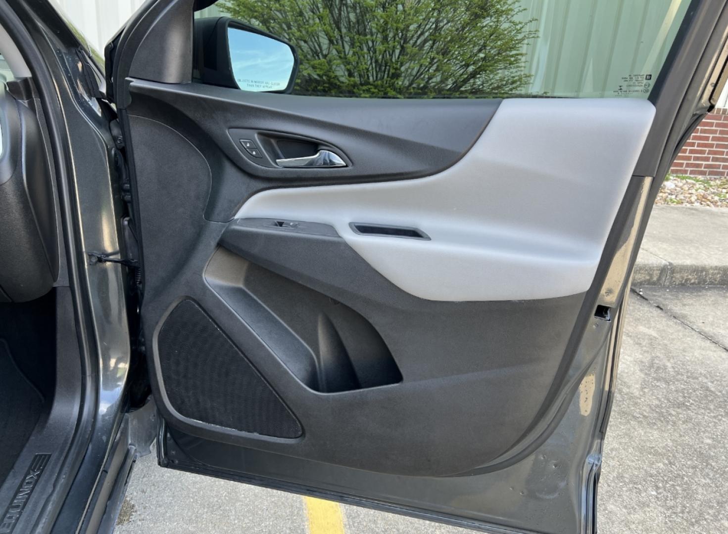 2019 GRAY /Black/Gray Cloth CHEVROLET EQUINOX LS (2GNAXHEV8K6) with an 1.5L 4 Cyl. engine, Automatic transmission, located at 506 S. Kingshighway, Cape Girardeau, MO, 63703, 37.294994, -89.556206 - 2019 Chevrolet Equinox LS 110xxx miles Front Wheel Drive 1.5L 4 Cyl. Automatic Power Driver Seat Backup Camera Bluetooth Remote Start Cruise Power Windows/Locks/Mirrors We have financing available and we accept trades! Fill out a credit application on our website or come by today! If you - Photo#13