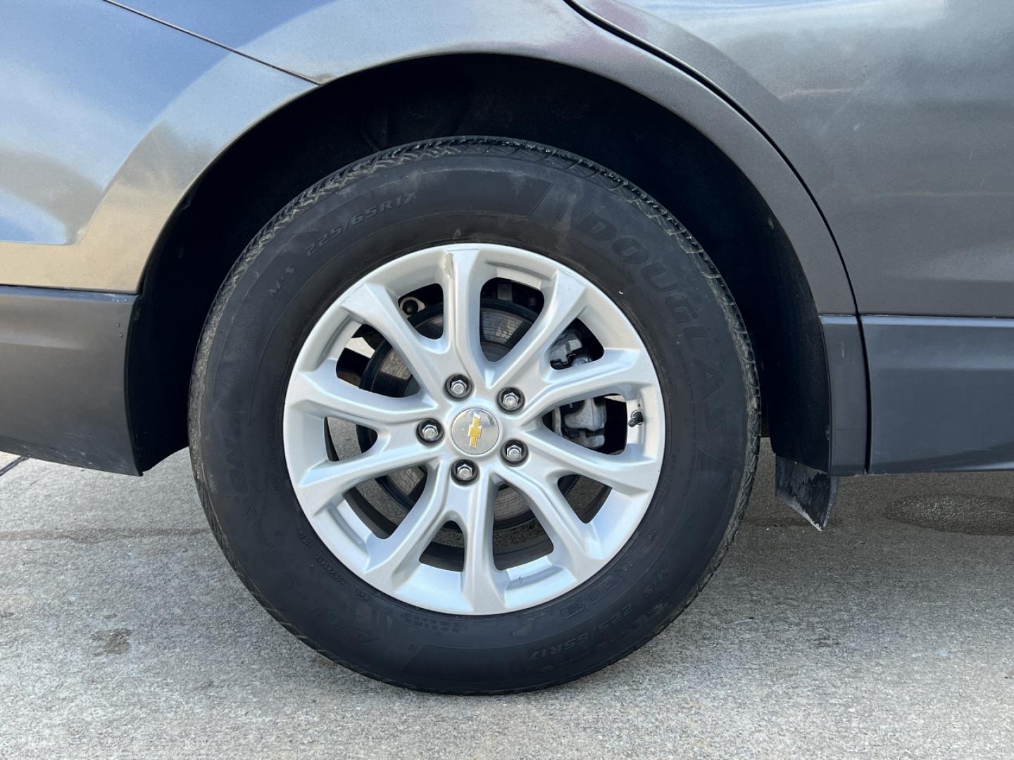 2019 GRAY /Black/Gray Cloth CHEVROLET EQUINOX LS (2GNAXHEV8K6) with an 1.5L 4 Cyl. engine, Automatic transmission, located at 506 S. Kingshighway, Cape Girardeau, MO, 63703, 37.294994, -89.556206 - 2019 Chevrolet Equinox LS 110xxx miles Front Wheel Drive 1.5L 4 Cyl. Automatic Power Driver Seat Backup Camera Bluetooth Remote Start Cruise Power Windows/Locks/Mirrors We have financing available and we accept trades! Fill out a credit application on our website or come by today! If you - Photo#38