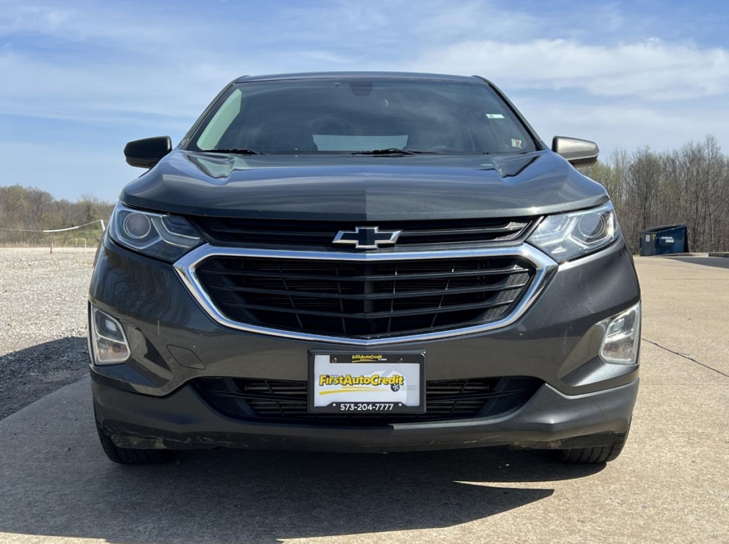 2019 GRAY /Black/Gray Cloth CHEVROLET EQUINOX LS (2GNAXHEV8K6) with an 1.5L 4 Cyl. engine, Automatic transmission, located at 506 S. Kingshighway, Cape Girardeau, MO, 63703, 37.294994, -89.556206 - 2019 Chevrolet Equinox LS 110xxx miles Front Wheel Drive 1.5L 4 Cyl. Automatic Power Driver Seat Backup Camera Bluetooth Remote Start Cruise Power Windows/Locks/Mirrors We have financing available and we accept trades! Fill out a credit application on our website or come by today! If you - Photo#10