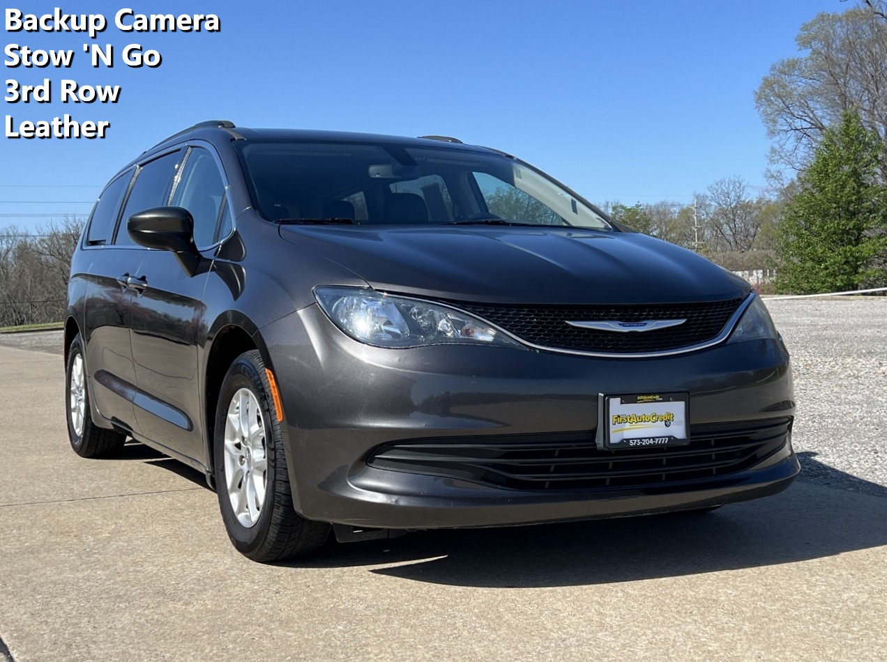 photo of 2020 CHRYSLER VOYAGER LXI