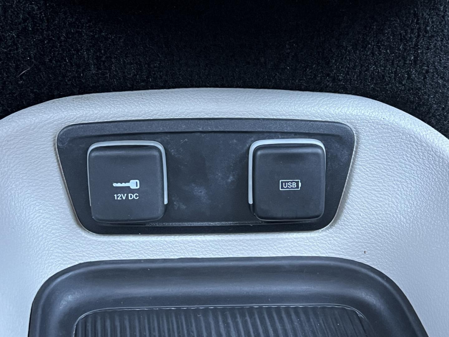 2020 GRAY /Black Leather CHRYSLER VOYAGER LXI (2C4RC1DG2LR) with an 3.6L V6 engine, Automatic transmission, located at 506 S. Kingshighway, Cape Girardeau, MO, 63703, 37.294994, -89.556206 - 2020 Chrysler Voyager LXI 110xxx miles Front Wheel Drive 3.6L V6 Automatic Leather 3rd Row Stow 'N Go Backup Camera Power Driver Seat Bluetooth Remote Start Cruise Power Windows/Locks/Mirrors We have financing available and we accept trades! Fill out a credit application on our website - Photo#30