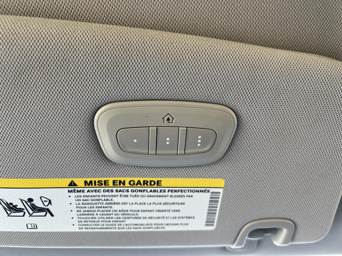 2020 GRAY /Black Leather CHRYSLER VOYAGER LXI (2C4RC1DG2LR) with an 3.6L V6 engine, Automatic transmission, located at 506 S. Kingshighway, Cape Girardeau, MO, 63703, 37.294994, -89.556206 - 2020 Chrysler Voyager LXI 110xxx miles Front Wheel Drive 3.6L V6 Automatic Leather 3rd Row Stow 'N Go Backup Camera Power Driver Seat Bluetooth Remote Start Cruise Power Windows/Locks/Mirrors We have financing available and we accept trades! Fill out a credit application on our website - Photo#33