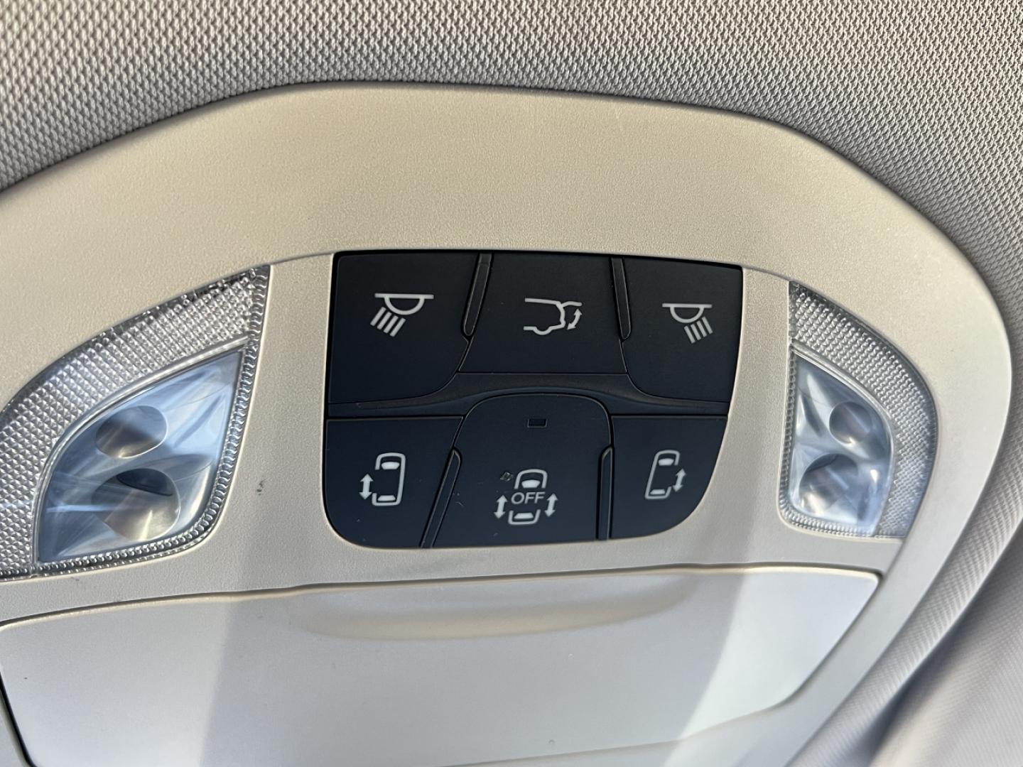 2020 GRAY /Black Leather CHRYSLER VOYAGER LXI (2C4RC1DG2LR) with an 3.6L V6 engine, Automatic transmission, located at 506 S. Kingshighway, Cape Girardeau, MO, 63703, 37.294994, -89.556206 - 2020 Chrysler Voyager LXI 110xxx miles Front Wheel Drive 3.6L V6 Automatic Leather 3rd Row Stow 'N Go Backup Camera Power Driver Seat Bluetooth Remote Start Cruise Power Windows/Locks/Mirrors We have financing available and we accept trades! Fill out a credit application on our website - Photo#34