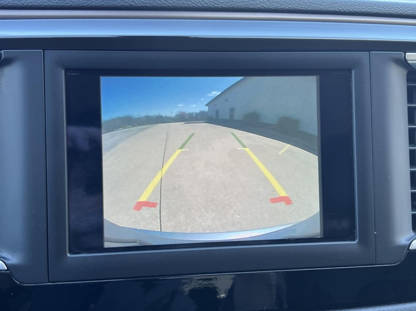 2021 SILVER /Black Leather CHRYSLER VOYAGER LXI (2C4RC1DG9MR) with an 3.6L V6 engine, Automatic transmission, located at 506 S. Kingshighway, Cape Girardeau, MO, 63703, 37.294994, -89.556206 - 2021 Chrysler Voyager LXI 115xxx miles Front Wheel Drive 3.6L V6 Automatic Leather 3rd Row Stow 'N Go Backup Camera Power Driver Seat Bluetooth Remote Start Cruise Power Windows/Locks/Mirrors We have financing available and we accept trades! Fill out a credit application on our website - Photo#2