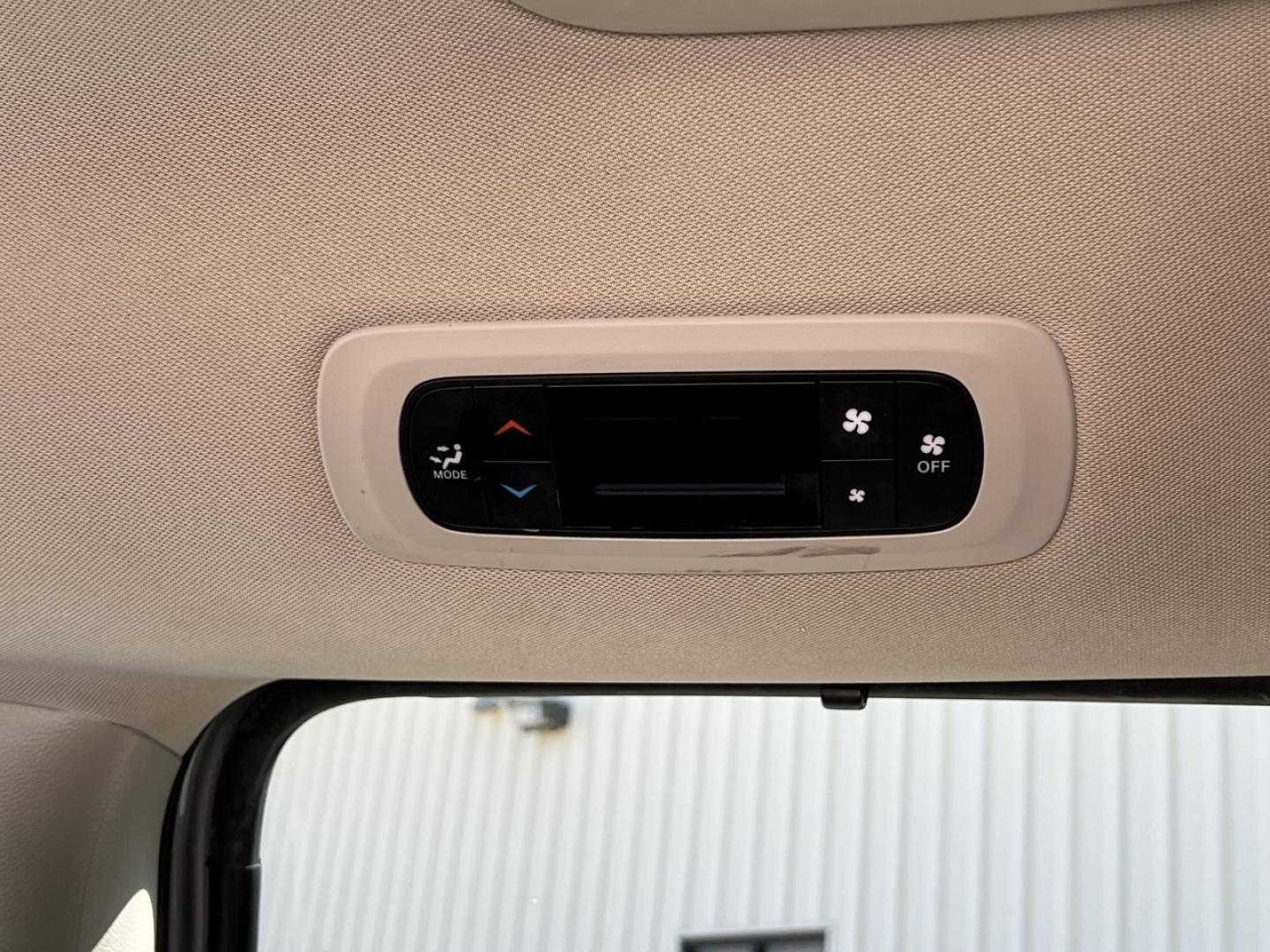 2021 SILVER /Black Leather CHRYSLER VOYAGER LXI (2C4RC1DG9MR) with an 3.6L V6 engine, Automatic transmission, located at 506 S. Kingshighway, Cape Girardeau, MO, 63703, 37.294994, -89.556206 - 2021 Chrysler Voyager LXI 115xxx miles Front Wheel Drive 3.6L V6 Automatic Leather 3rd Row Stow 'N Go Backup Camera Power Driver Seat Bluetooth Remote Start Cruise Power Windows/Locks/Mirrors We have financing available and we accept trades! Fill out a credit application on our website - Photo#35