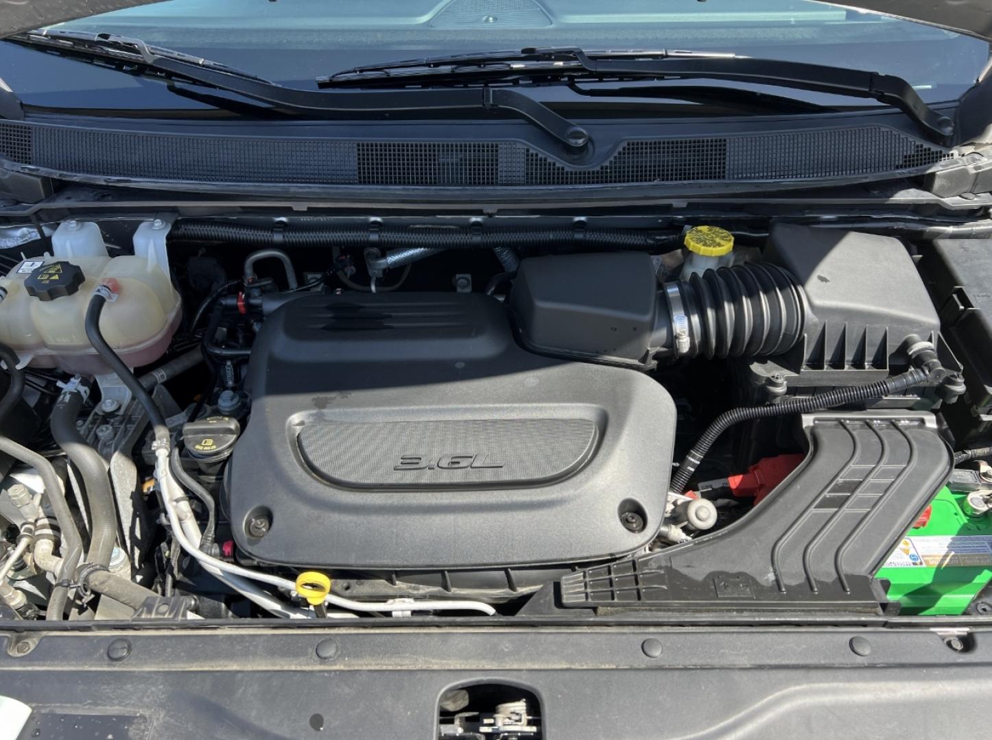 2021 SILVER /Black Leather CHRYSLER VOYAGER LXI (2C4RC1DG9MR) with an 3.6L V6 engine, Automatic transmission, located at 506 S. Kingshighway, Cape Girardeau, MO, 63703, 37.294994, -89.556206 - 2021 Chrysler Voyager LXI 115xxx miles Front Wheel Drive 3.6L V6 Automatic Leather 3rd Row Stow 'N Go Backup Camera Power Driver Seat Bluetooth Remote Start Cruise Power Windows/Locks/Mirrors We have financing available and we accept trades! Fill out a credit application on our website - Photo#39