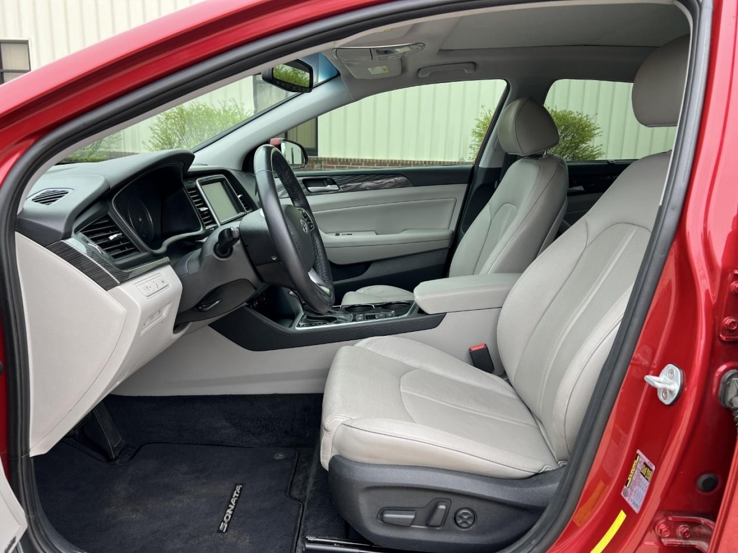 2019 RED /Gray Leather HYUNDAI SONATA LIMITED (5NPE34AF4KH) with an 2.4L 4 Cyl. engine, Automatic transmission, located at 506 S. Kingshighway, Cape Girardeau, MO, 63703, 37.294994, -89.556206 - 2019 Hyundai Sonata Limited 130xxx miles Front Wheel Drive 2.4L 4 Cyl. Automatic Leather Navigation Power/Heated/Cooled Seats Heated Steering Wheel Backup Camera Sunroof Bluetooth Cruise Power Windows/Locks/Mirrors We have financing available and we accept trades! Fill out a credit app - Photo#15