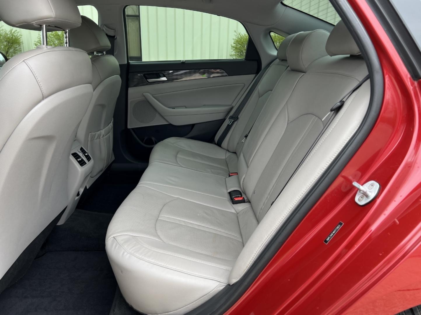 2019 RED /Gray Leather HYUNDAI SONATA LIMITED (5NPE34AF4KH) with an 2.4L 4 Cyl. engine, Automatic transmission, located at 506 S. Kingshighway, Cape Girardeau, MO, 63703, 37.294994, -89.556206 - 2019 Hyundai Sonata Limited 130xxx miles Front Wheel Drive 2.4L 4 Cyl. Automatic Leather Navigation Power/Heated/Cooled Seats Heated Steering Wheel Backup Camera Sunroof Bluetooth Cruise Power Windows/Locks/Mirrors We have financing available and we accept trades! Fill out a credit app - Photo#18