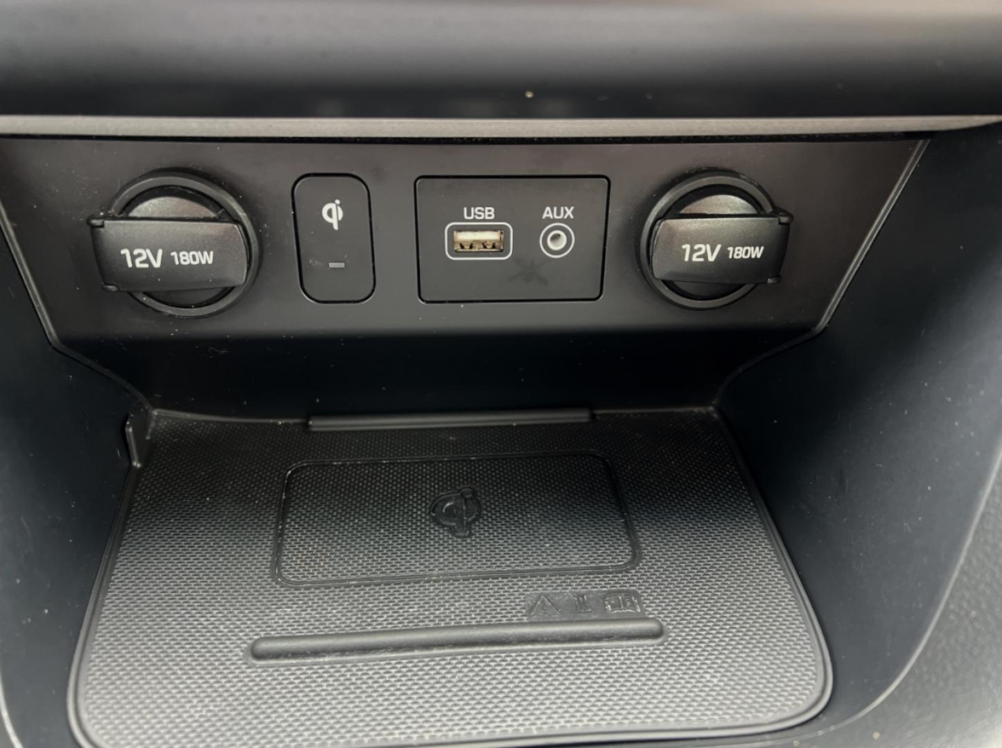 2019 RED /Gray Leather HYUNDAI SONATA LIMITED (5NPE34AF4KH) with an 2.4L 4 Cyl. engine, Automatic transmission, located at 506 S. Kingshighway, Cape Girardeau, MO, 63703, 37.294994, -89.556206 - 2019 Hyundai Sonata Limited 130xxx miles Front Wheel Drive 2.4L 4 Cyl. Automatic Leather Navigation Power/Heated/Cooled Seats Heated Steering Wheel Backup Camera Sunroof Bluetooth Cruise Power Windows/Locks/Mirrors We have financing available and we accept trades! Fill out a credit app - Photo#28