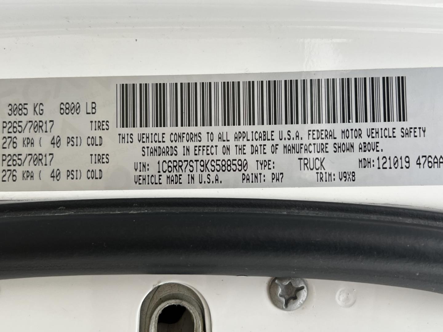 2019 WHITE /Gray Cloth RAM 1500 CLASSIC TRADESMAN (1C6RR7ST9KS) with an 5.7L V8 engine, Automatic transmission, located at 506 S. Kingshighway, Cape Girardeau, MO, 63703, 37.294994, -89.556206 - 2019 Ram 1500 Classic Tradesman 1-Owner 142xxx miles 4x4 5.7L V8 HEMI Automatic Backup Camera Bluetooth Cruise Power Windows/Locks/Mirrors We have financing available and we accept trades! Fill out a credit application on our website or come by today! If you have any questions, give us a - Photo#42