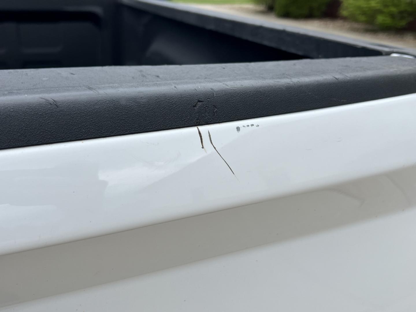 2019 WHITE /Gray Cloth RAM 1500 CLASSIC TRADESMAN (1C6RR7ST9KS) with an 5.7L V8 engine, Automatic transmission, located at 506 S. Kingshighway, Cape Girardeau, MO, 63703, 37.294994, -89.556206 - 2019 Ram 1500 Classic Tradesman 1-Owner 142xxx miles 4x4 5.7L V8 HEMI Automatic Backup Camera Bluetooth Cruise Power Windows/Locks/Mirrors We have financing available and we accept trades! Fill out a credit application on our website or come by today! If you have any questions, give us a - Photo#36