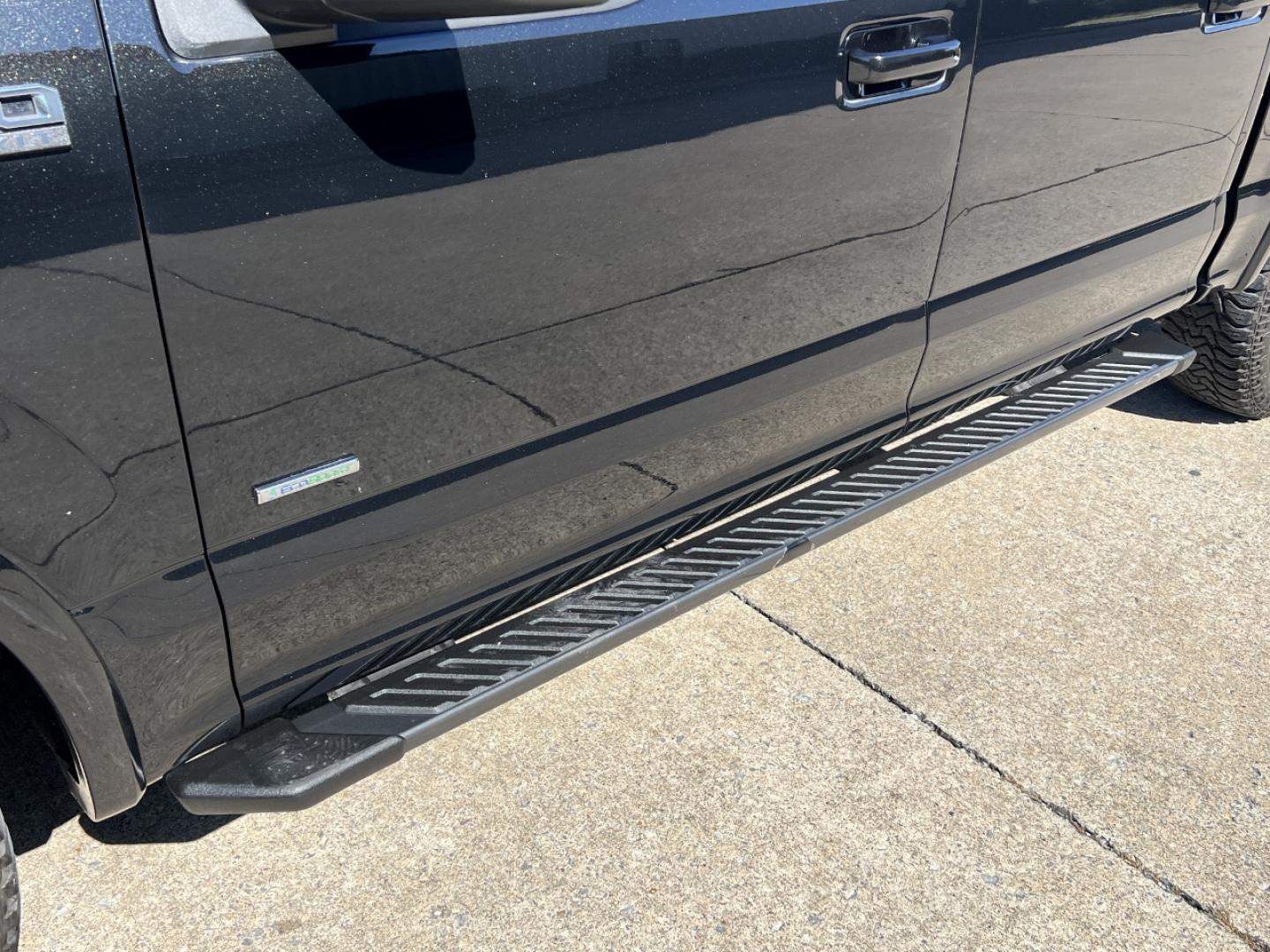 2015 BLACK /Black Ford F-150 XLT SuperCrew 6.5-ft. Bed 4WD (1FTEW1EP8FF) with an 2.7L V6 DOHC 24V engine, 6-Speed Automatic transmission, located at 2990 Old Orchard Rd., Jackson, MO, 63755, 37.354214, -89.612106 - 2015 Ford F-150 XLT 169xxx miles 4x4 2.7L V6 Automatic Backup Camera Bluetooth Cruise Power Windows/Locks/Mirrors We have financing available and we accept trades! Fill out a credit application on our website or come by today! If you have any questions give us a call at (573) 204-7777 or - Photo#41