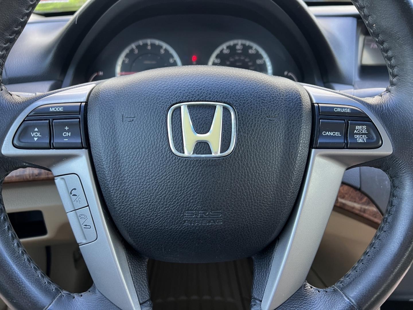 2012 BLACK /Tan Leather HONDA ACCORD EXL (1HGCP2F81CA) with an 2.4L 4 Cyl. engine, Automatic transmission, located at 506 S. Kingshighway, Cape Girardeau, MO, 63703, 37.294994, -89.556206 - 2012 Honda Accord EX-L 189xxx miles Front Wheel Drive 2.4L 4 Cyl. Automatic Leather Power Driver Seat Heated Seats Sunroof Cruise Power Windows/Locks/Mirrors We have financing available and we accept trades! Fill out a credit application on our website or come by today! If you have any q - Photo#21