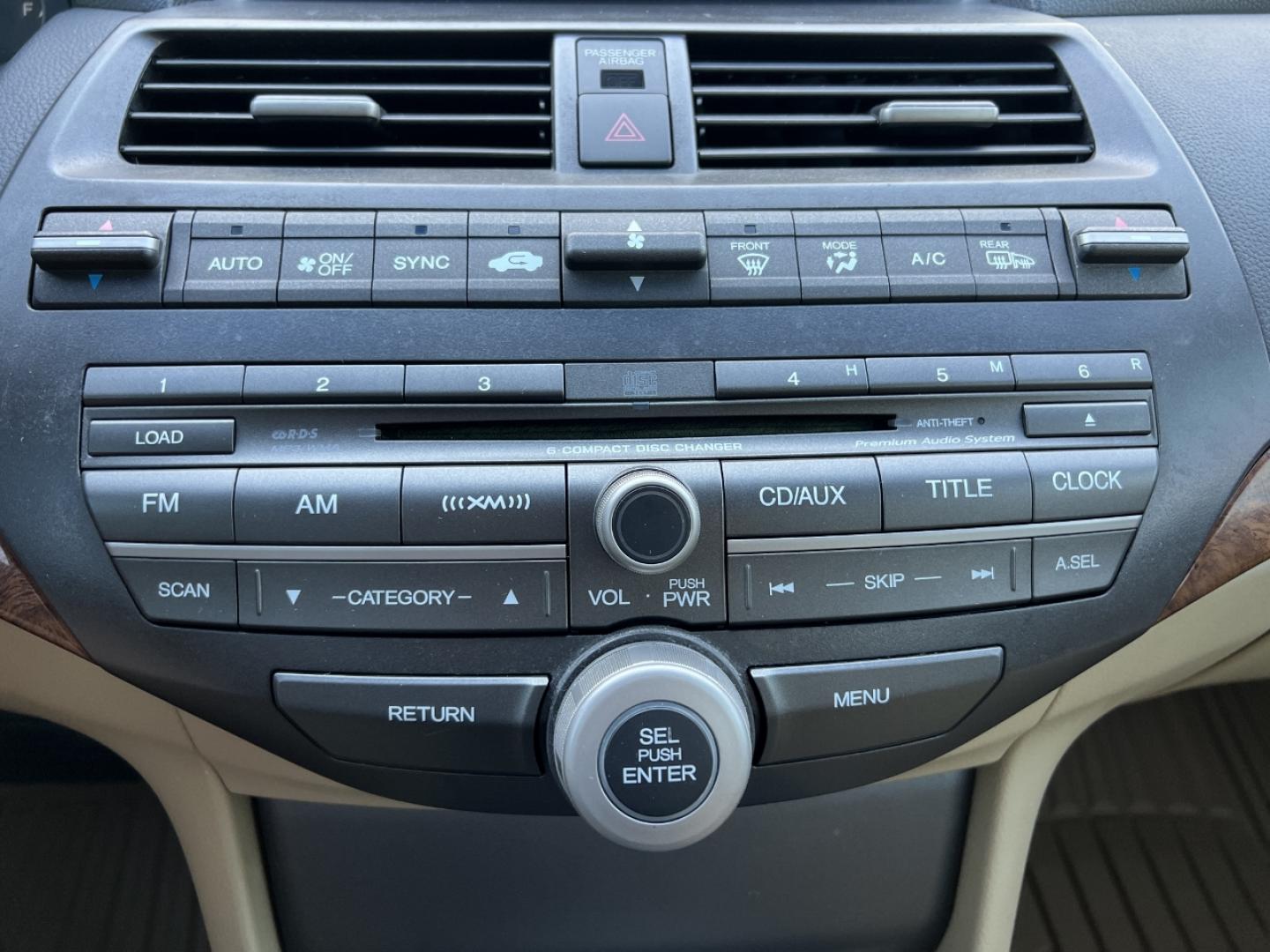 2012 BLACK /Tan Leather HONDA ACCORD EXL (1HGCP2F81CA) with an 2.4L 4 Cyl. engine, Automatic transmission, located at 506 S. Kingshighway, Cape Girardeau, MO, 63703, 37.294994, -89.556206 - 2012 Honda Accord EX-L 189xxx miles Front Wheel Drive 2.4L 4 Cyl. Automatic Leather Power Driver Seat Heated Seats Sunroof Cruise Power Windows/Locks/Mirrors We have financing available and we accept trades! Fill out a credit application on our website or come by today! If you have any q - Photo#24