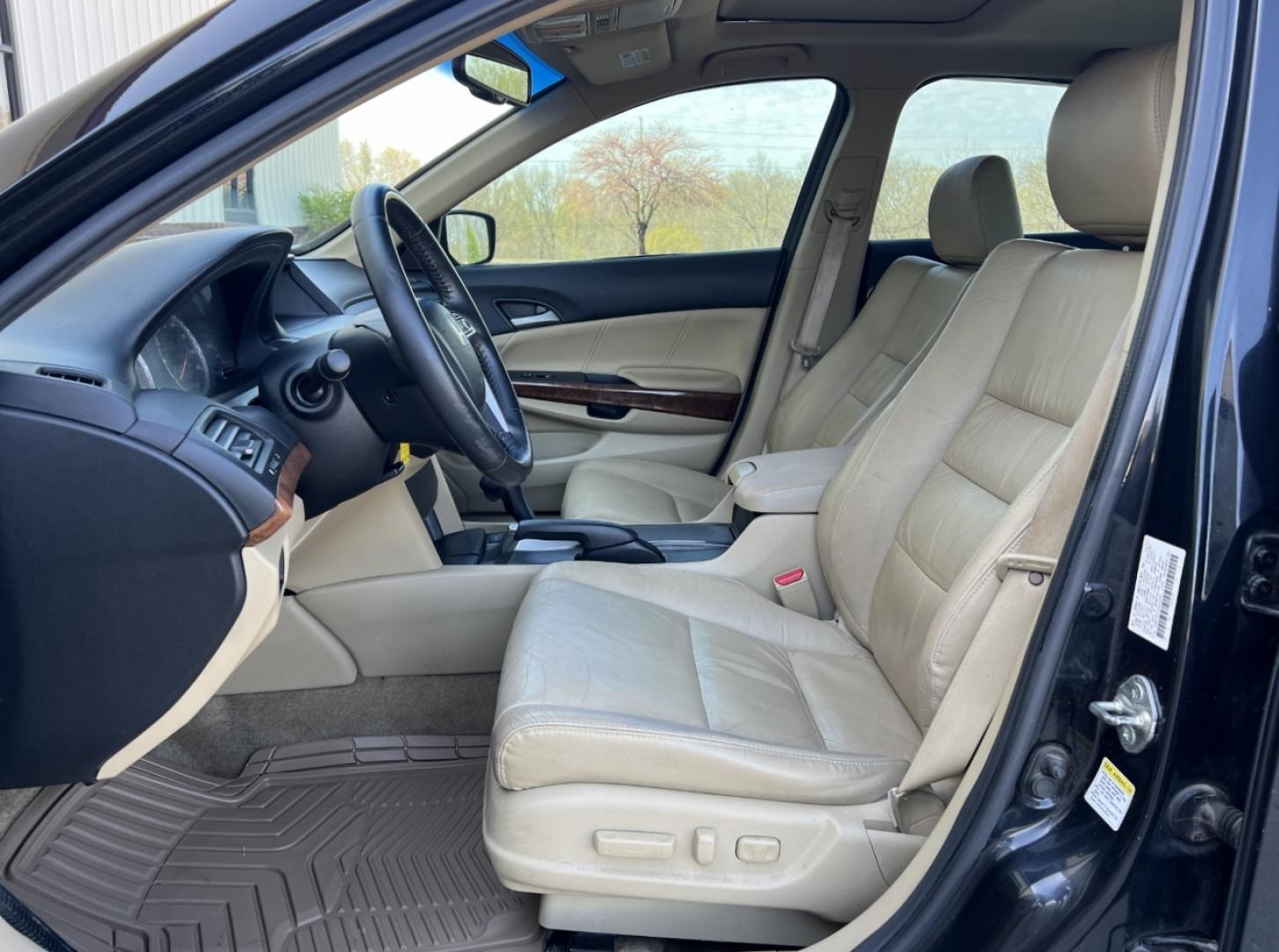 2012 BLACK /Tan Leather HONDA ACCORD EXL (1HGCP2F81CA) with an 2.4L 4 Cyl. engine, Automatic transmission, located at 506 S. Kingshighway, Cape Girardeau, MO, 63703, 37.294994, -89.556206 - 2012 Honda Accord EX-L 189xxx miles Front Wheel Drive 2.4L 4 Cyl. Automatic Leather Power Driver Seat Heated Seats Sunroof Cruise Power Windows/Locks/Mirrors We have financing available and we accept trades! Fill out a credit application on our website or come by today! If you have any q - Photo#13