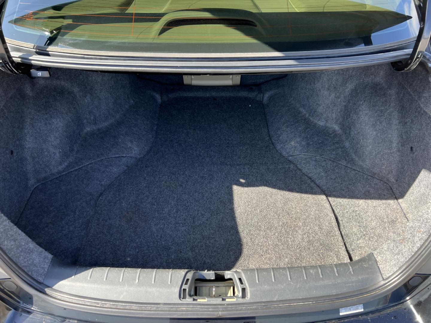 2012 BLACK /Tan Leather HONDA ACCORD EXL (1HGCP2F81CA) with an 2.4L 4 Cyl. engine, Automatic transmission, located at 506 S. Kingshighway, Cape Girardeau, MO, 63703, 37.294994, -89.556206 - 2012 Honda Accord EX-L 189xxx miles Front Wheel Drive 2.4L 4 Cyl. Automatic Leather Power Driver Seat Heated Seats Sunroof Cruise Power Windows/Locks/Mirrors We have financing available and we accept trades! Fill out a credit application on our website or come by today! If you have any q - Photo#19