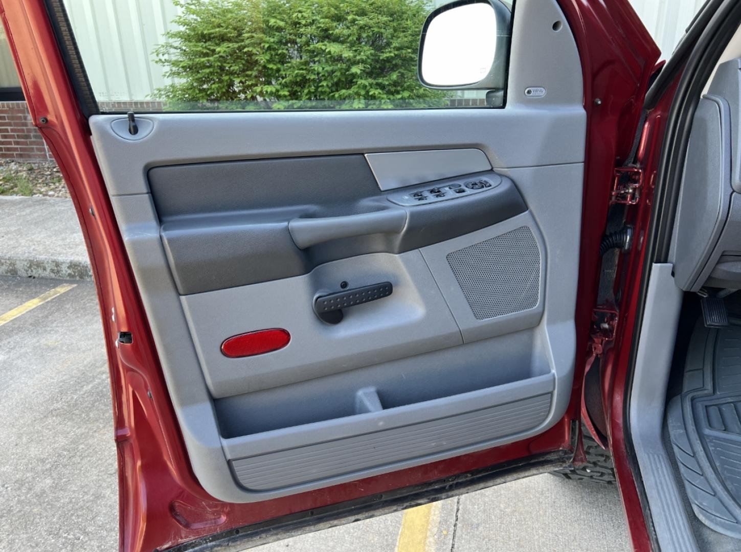 2008 RED /Gray Cloth DODGE RAM 1500 BIG HORN (1D7HU18298S) with an 5.7L V8 HEMI engine, Automatic transmission, located at 506 S. Kingshighway, Cape Girardeau, MO, 63703, (573) 235-5000, 37.294994, -89.556206 - 2008 Dodge Ram 1500 Big Horn 143xxx miles 4x4 5.7L V8 HEMI Automatic Power Driver Seat Cruise Remote Start Power Windows/Locks/Mirrors We have financing available and we accept trades! Fill out a credit application on our website or come by today! If you have any questions, give us a call - Photo#12