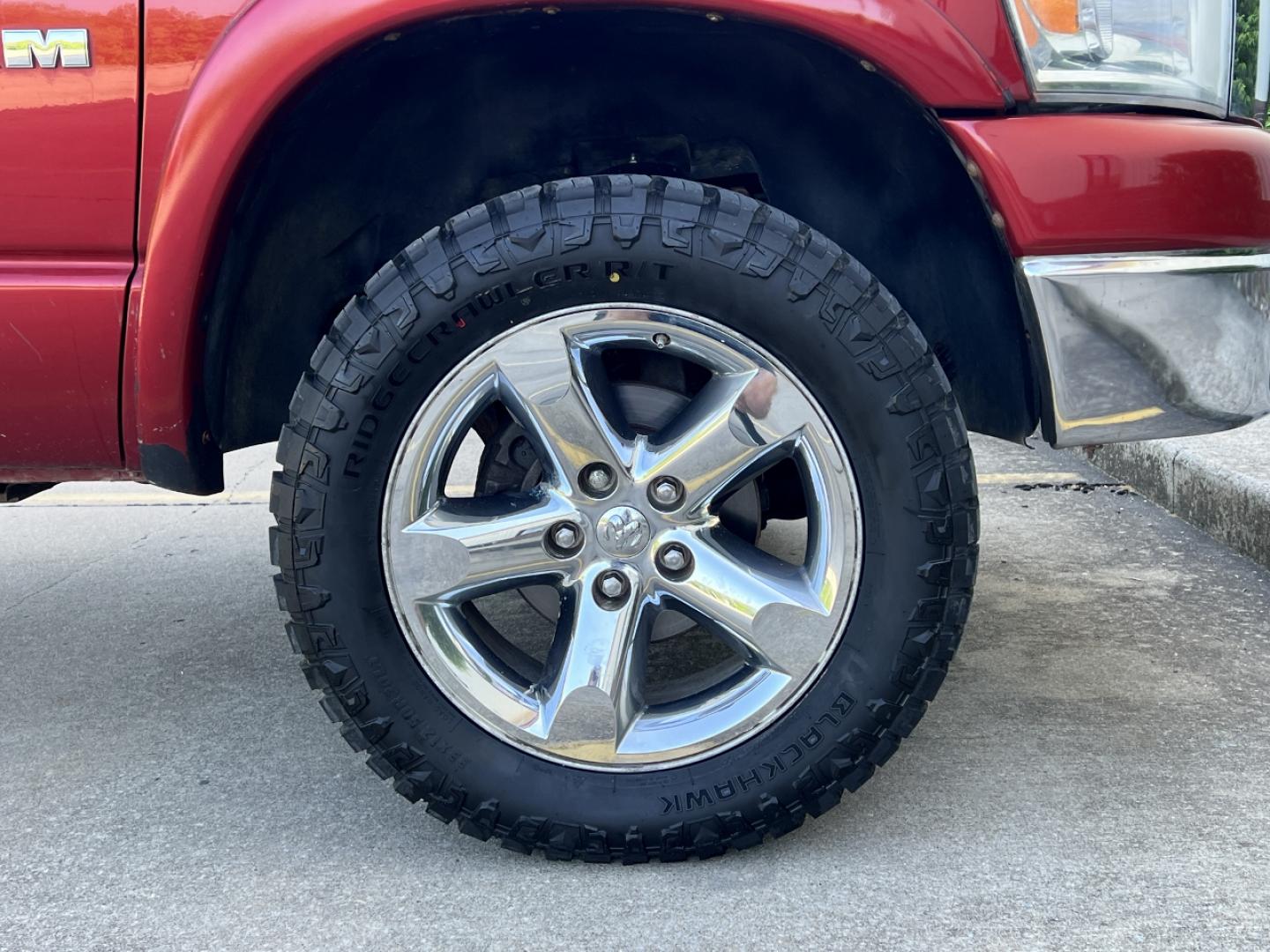 2008 RED /Gray Cloth DODGE RAM 1500 BIG HORN (1D7HU18298S) with an 5.7L V8 HEMI engine, Automatic transmission, located at 506 S. Kingshighway, Cape Girardeau, MO, 63703, (573) 235-5000, 37.294994, -89.556206 - 2008 Dodge Ram 1500 Big Horn 143xxx miles 4x4 5.7L V8 HEMI Automatic Power Driver Seat Cruise Remote Start Power Windows/Locks/Mirrors We have financing available and we accept trades! Fill out a credit application on our website or come by today! If you have any questions, give us a call - Photo#35