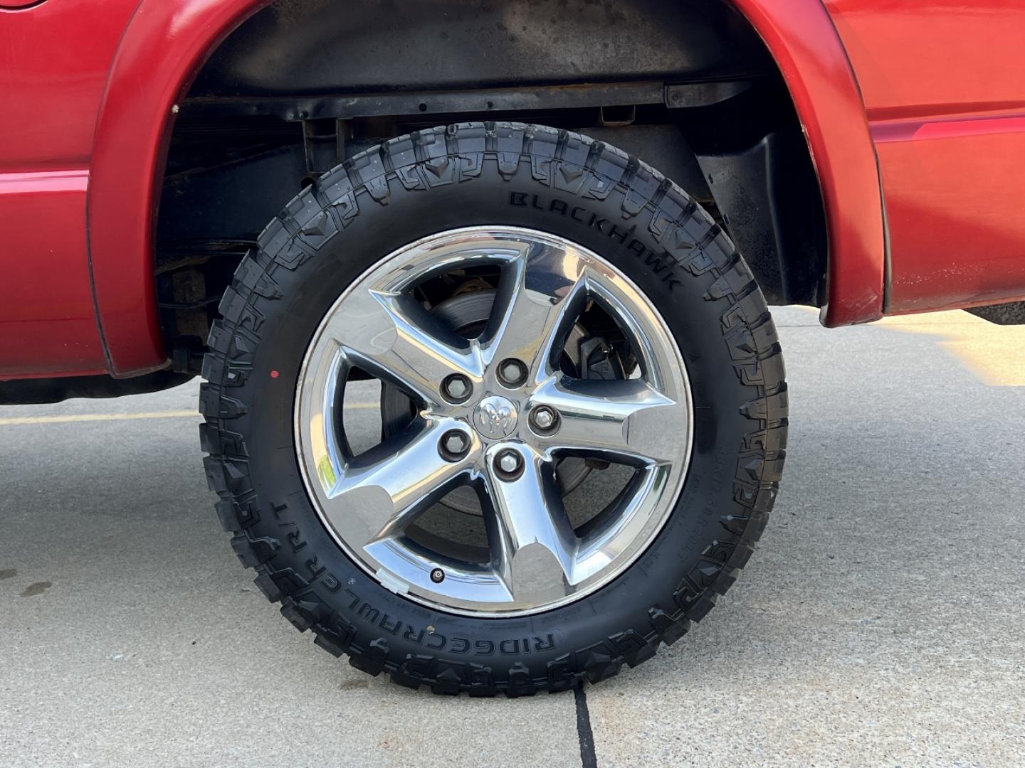2008 RED /Gray Cloth DODGE RAM 1500 BIG HORN (1D7HU18298S) with an 5.7L V8 HEMI engine, Automatic transmission, located at 506 S. Kingshighway, Cape Girardeau, MO, 63703, (573) 235-5000, 37.294994, -89.556206 - 2008 Dodge Ram 1500 Big Horn 143xxx miles 4x4 5.7L V8 HEMI Automatic Power Driver Seat Cruise Remote Start Power Windows/Locks/Mirrors We have financing available and we accept trades! Fill out a credit application on our website or come by today! If you have any questions, give us a call - Photo#33